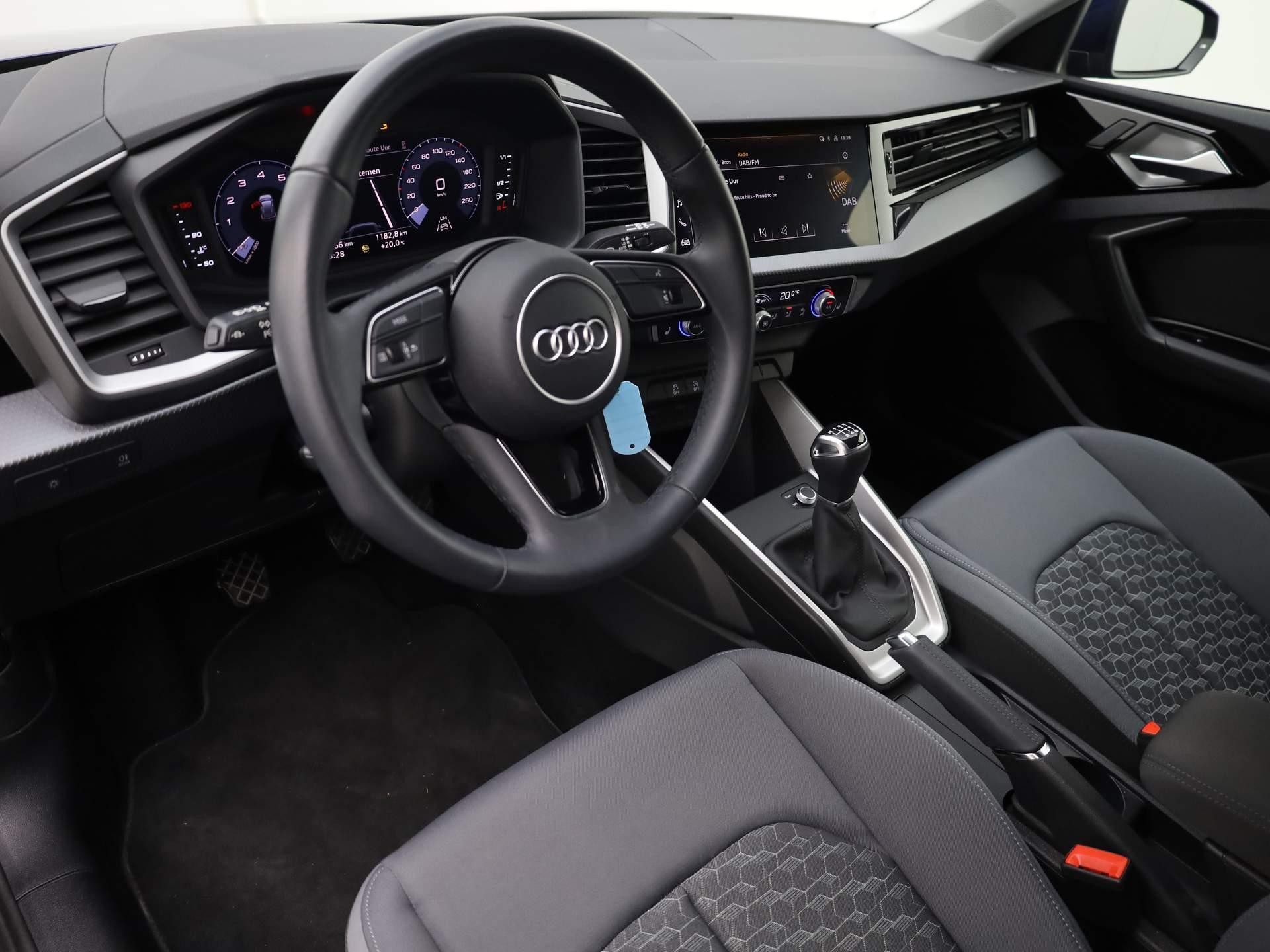 Audi A1 Sportback 30 TFSI/110PK Advanced · Parkeersensoren · Sportstoelen · Stoelverwarming · Garantie tot 14-05-2028 of 100000km