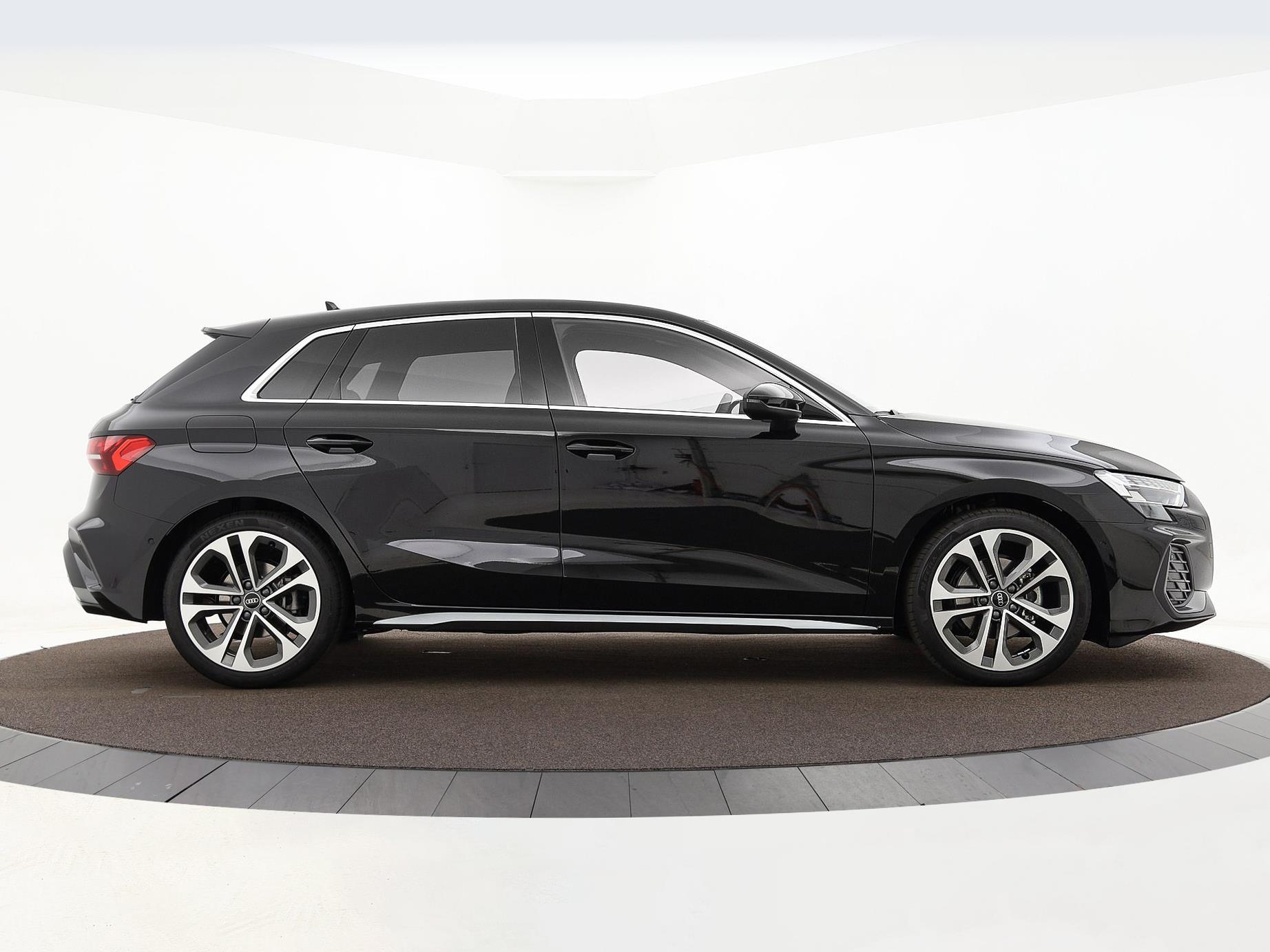 Audi A3 Sportback 35 TFSI S Edition 150 pk · Facelift· 18″ LM Velgen · Matrix-Led · Sonos Premium 3D