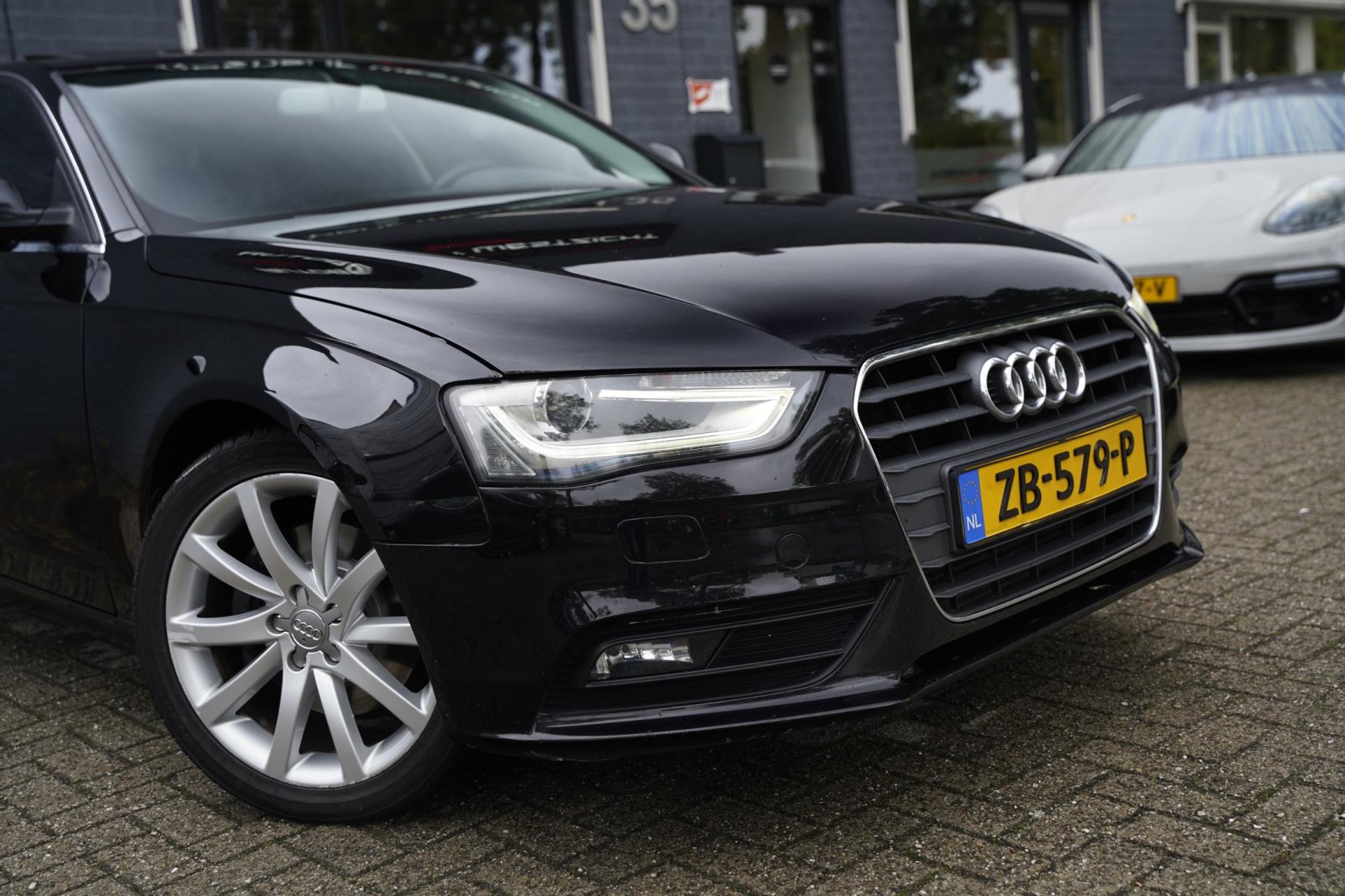 Audi A4 Limousine 2.0 TFSI quattro S line, 211pk, Leder, NAP