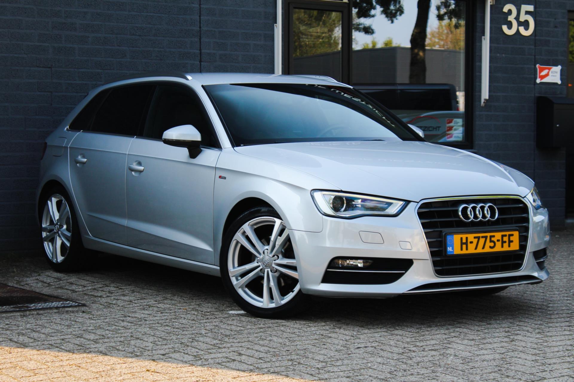 Audi A3 Sportback 1.4 TFSI 2x S line, Led, Navigatie, NAP