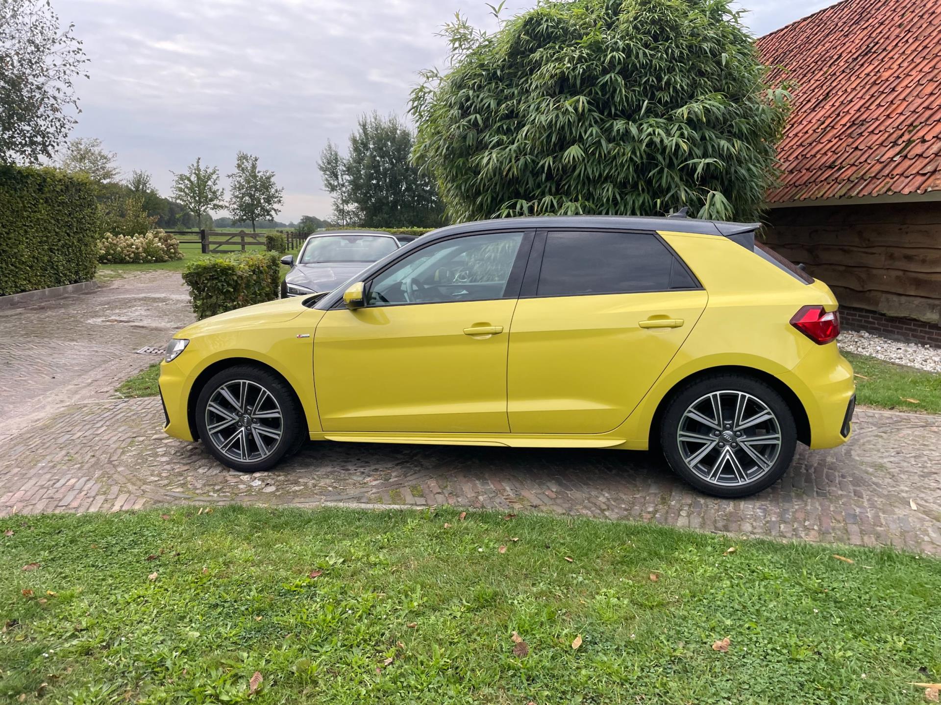 Audi A1 Sportback 25 TFSI S Line edition one-Carplay-PDC-Stoelverw-Virtual-