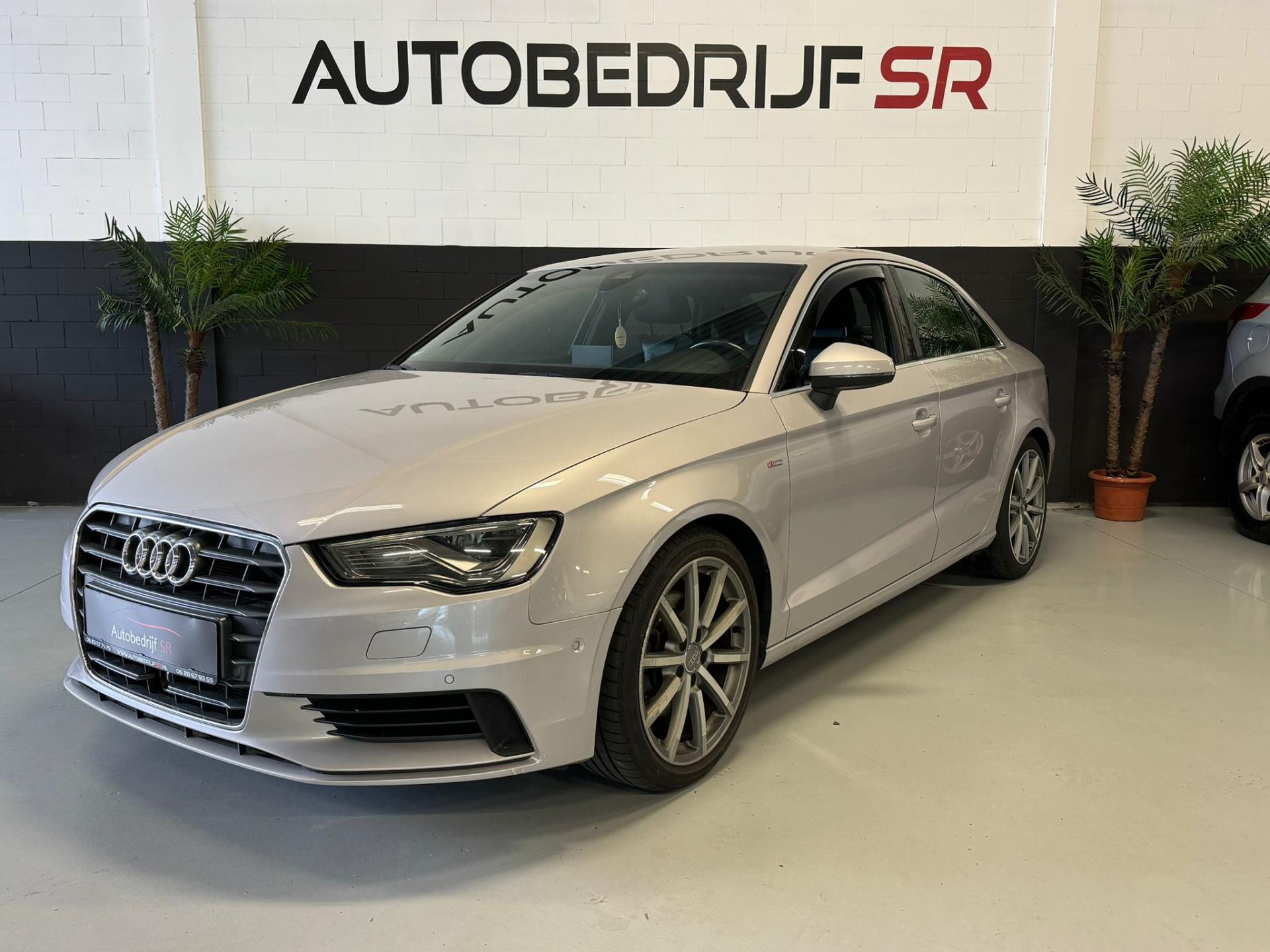 Audi A3 Limousine 1.8 TFSI S-Line 180pk automaat! ACC drive select! Stoelverwarming