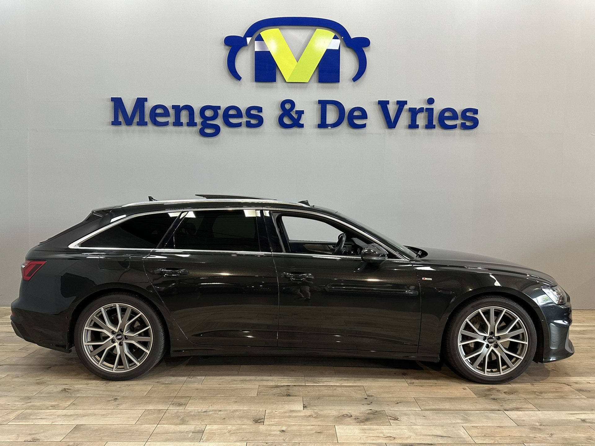 Audi A6 Avant 55 TFSI quattro Sport S line edition 3x S Line | LED | Adaptive Cruise | 360 Camera | Panorama | Luchtvering | Trekhaak | Apple Carplay  Android Auto | Isofix |