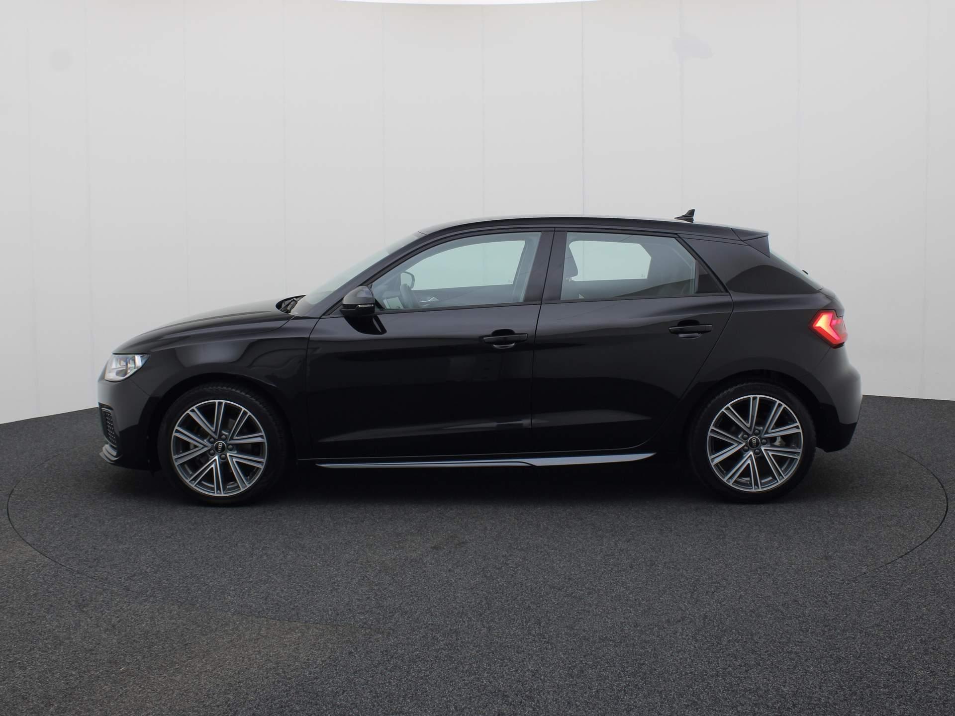 Audi A1 Sportback 30 TFSI/110PK Advanced · Cruise control · Parkeersensoren · Climatronic