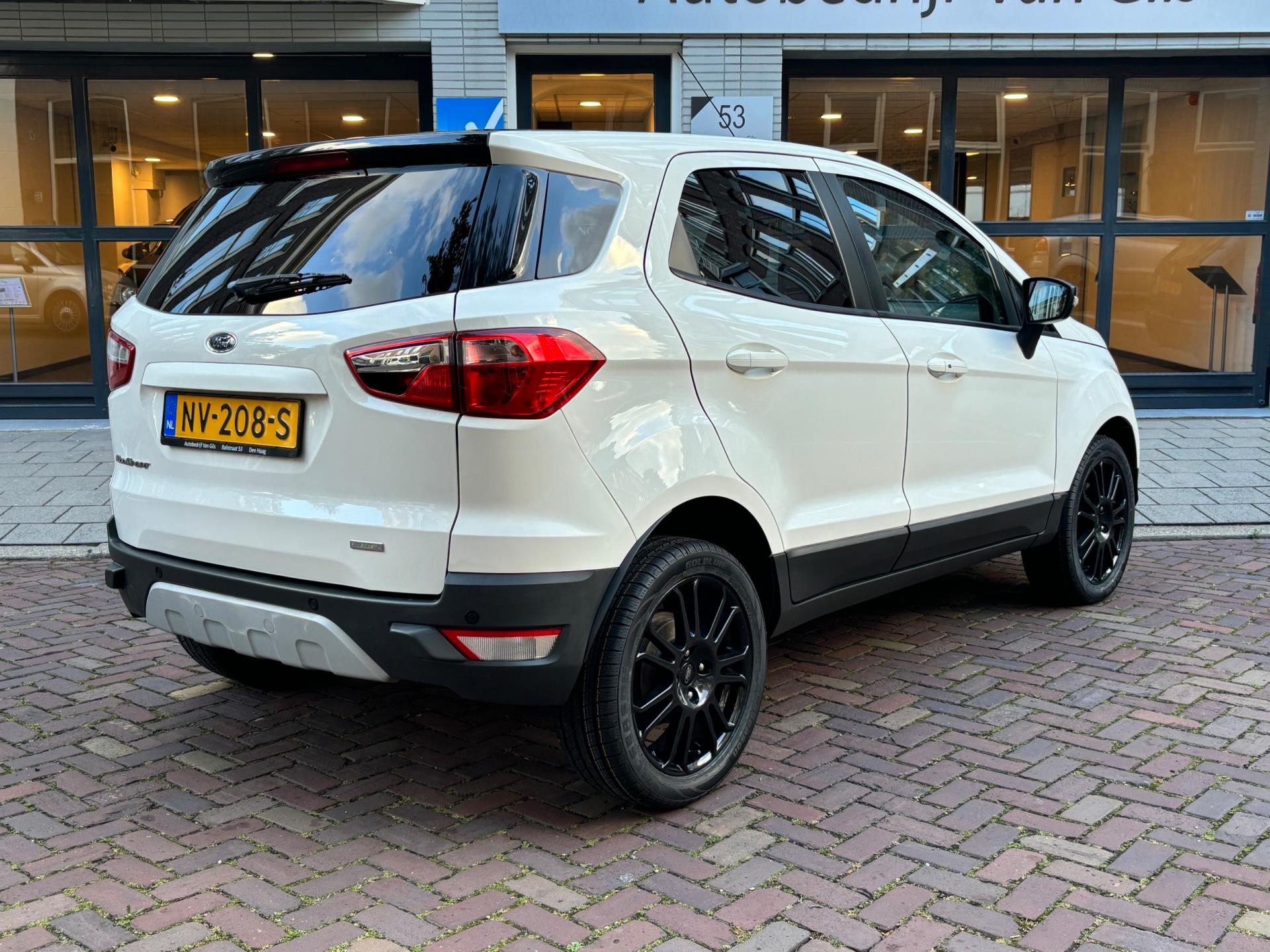 Ford EcoSport 1.0 EcoBoost Titanium S | AIRCO | KEYLESS | NAVIGATIE | PDC | LMV 17 | 1/2 LEDER | STOELVERWARMING |