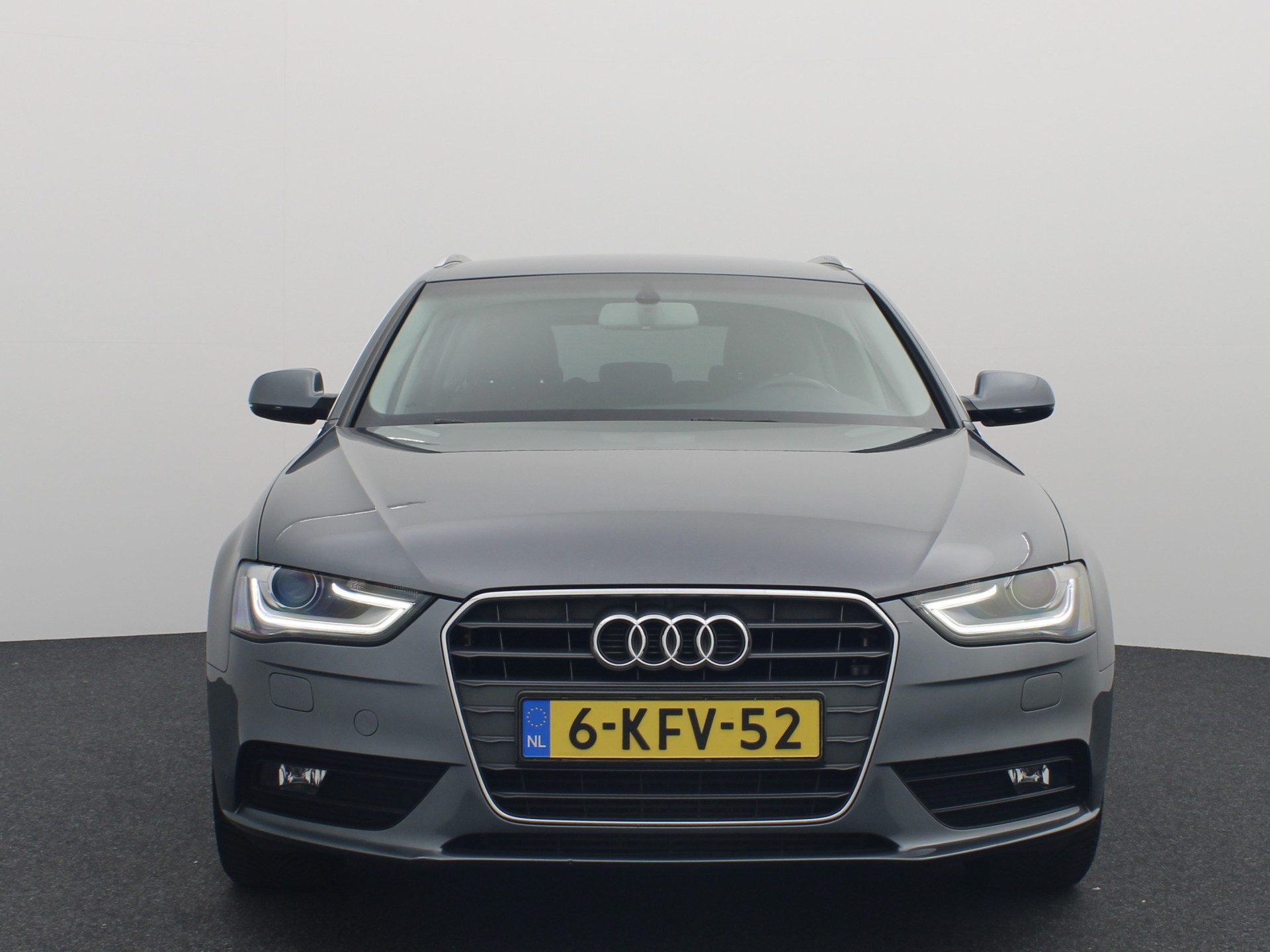 Audi A4 Avant 1.8 TFSI Business Edition BANG & OLUFSEN /  XENON + LED / TREKHAAK / NAVI / CLIMA / CRUISE / GOED OH