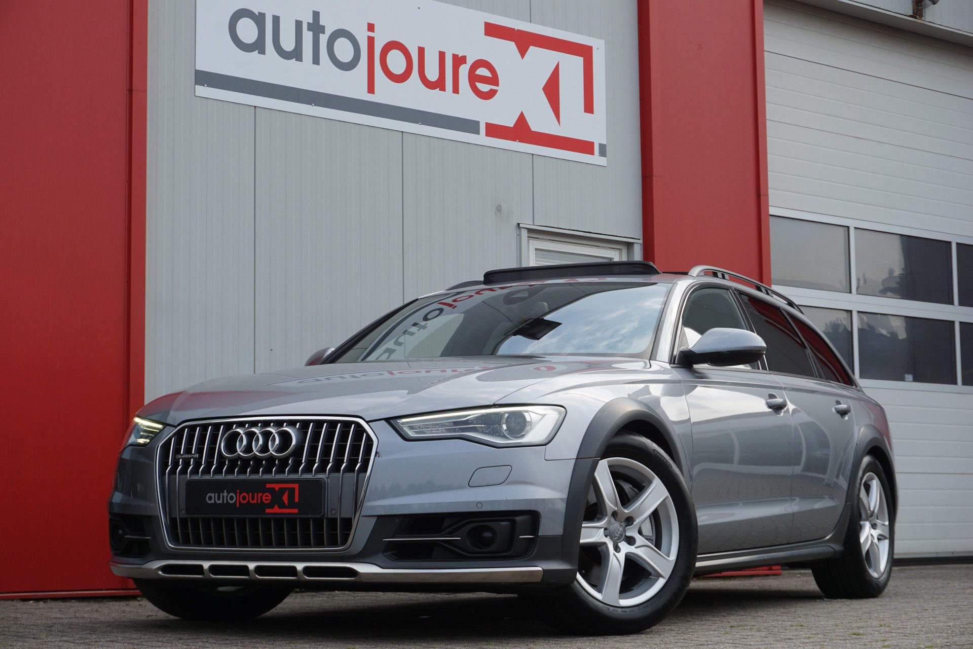 Audi A6 Allroad quattro 3.0 TDI BiT Business Edition | Luchtvering | Panoramadak | ACC | Camera | Standkachel |