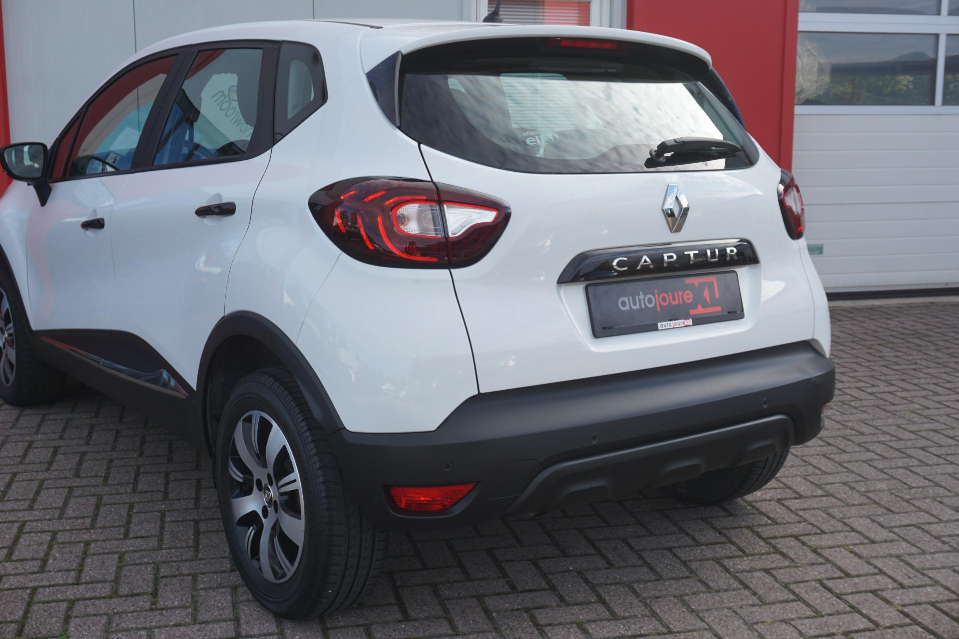 Renault Captur 1.5 dCi Zen | Rijklaar | Navigatie | Cruise Control | Airco | Origineel NL |