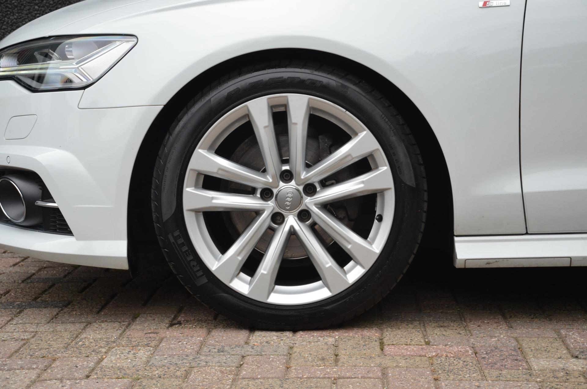 Audi A6 Avant 1.8 TFSI ultra S line Edition 2X S-LINE|LED|19 INCH