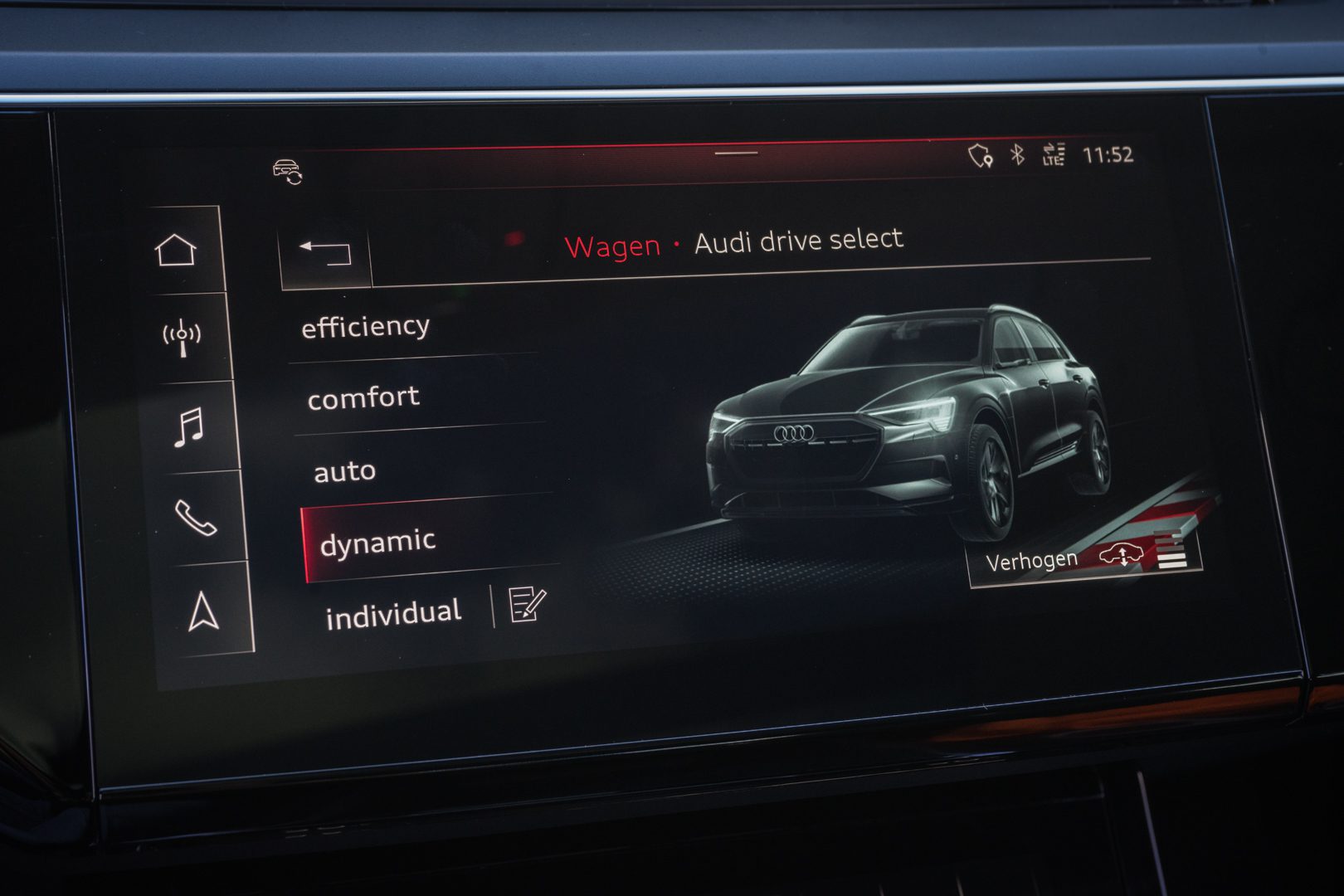 Audi e-tron e-tron 50 quattro Launch edition plus 71 kWh Panoramadak/ Leer/ Pdc/ Stoelverwarming/ Luchtvering/ Carplay/ Adapt. cruise