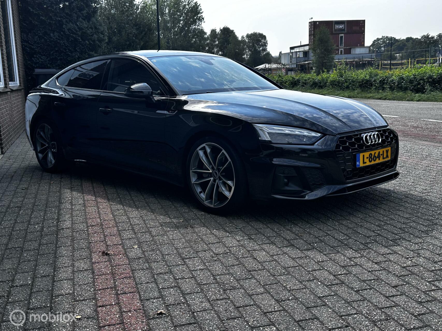 Audi A5 Sportback 40 TFSI S LINE COMPETITION FULL OPTIONS!