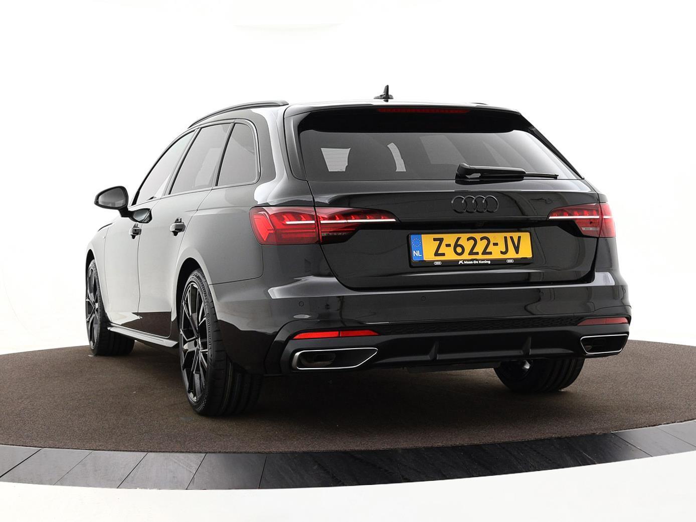 Audi A4 Avant 35 TFSI 150pk S-Tronic S edition Competition | Navigatie | Camera | Apple Car Play | 19” Velgen | PDC V+A | Clima | Stoelverwarming | Garantie t/m 22-04-2028 of 100.000km