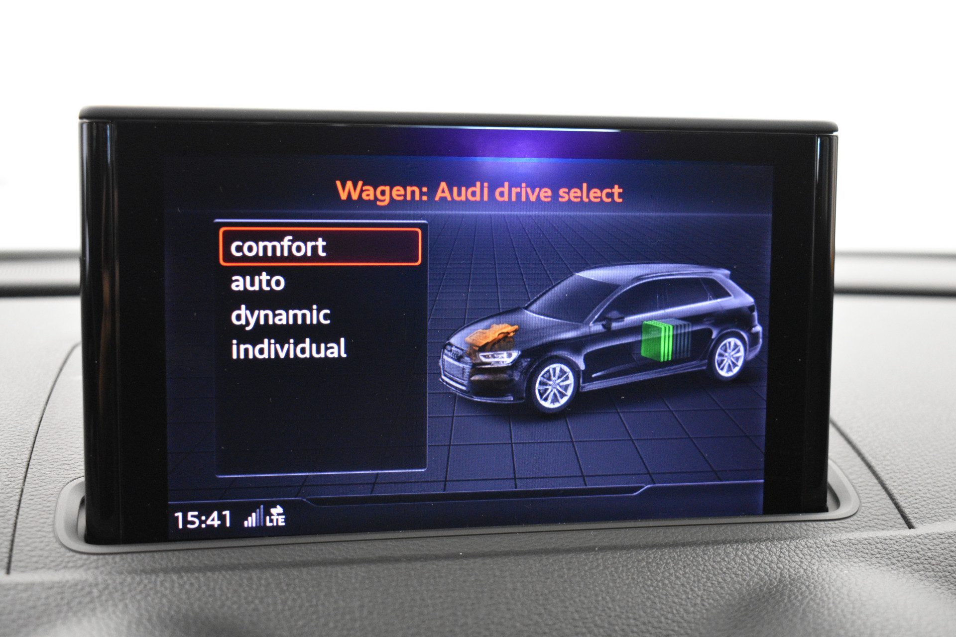 Audi A3 Sportback 1.4 e-tron Sportstoelen Virtual display Camera PDC V+A Adap-Cruise