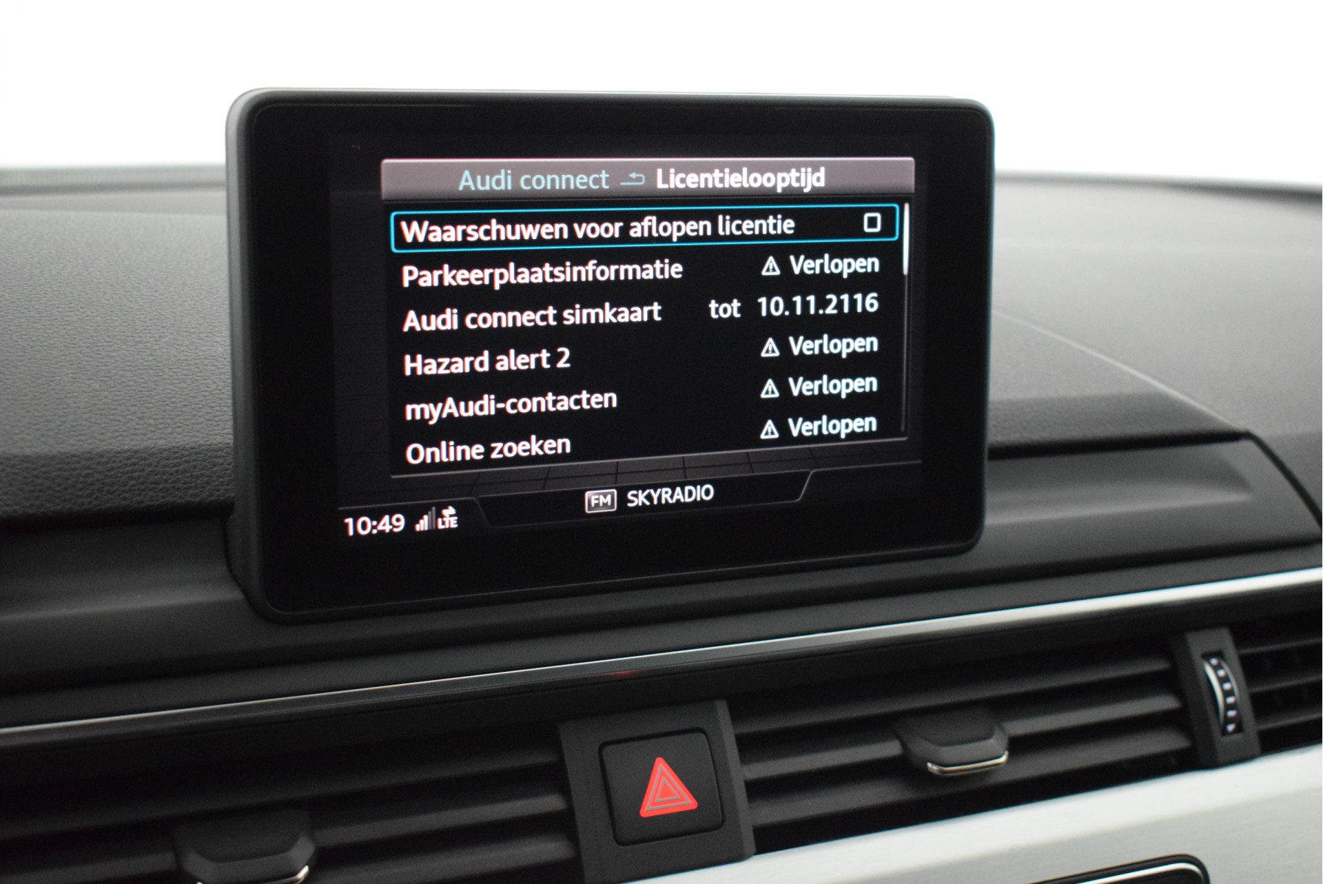 Audi A4 Avant 1.4 TFSI 150pk S-Tronic 2x S-Line Led Navigatie Parkeersensoren