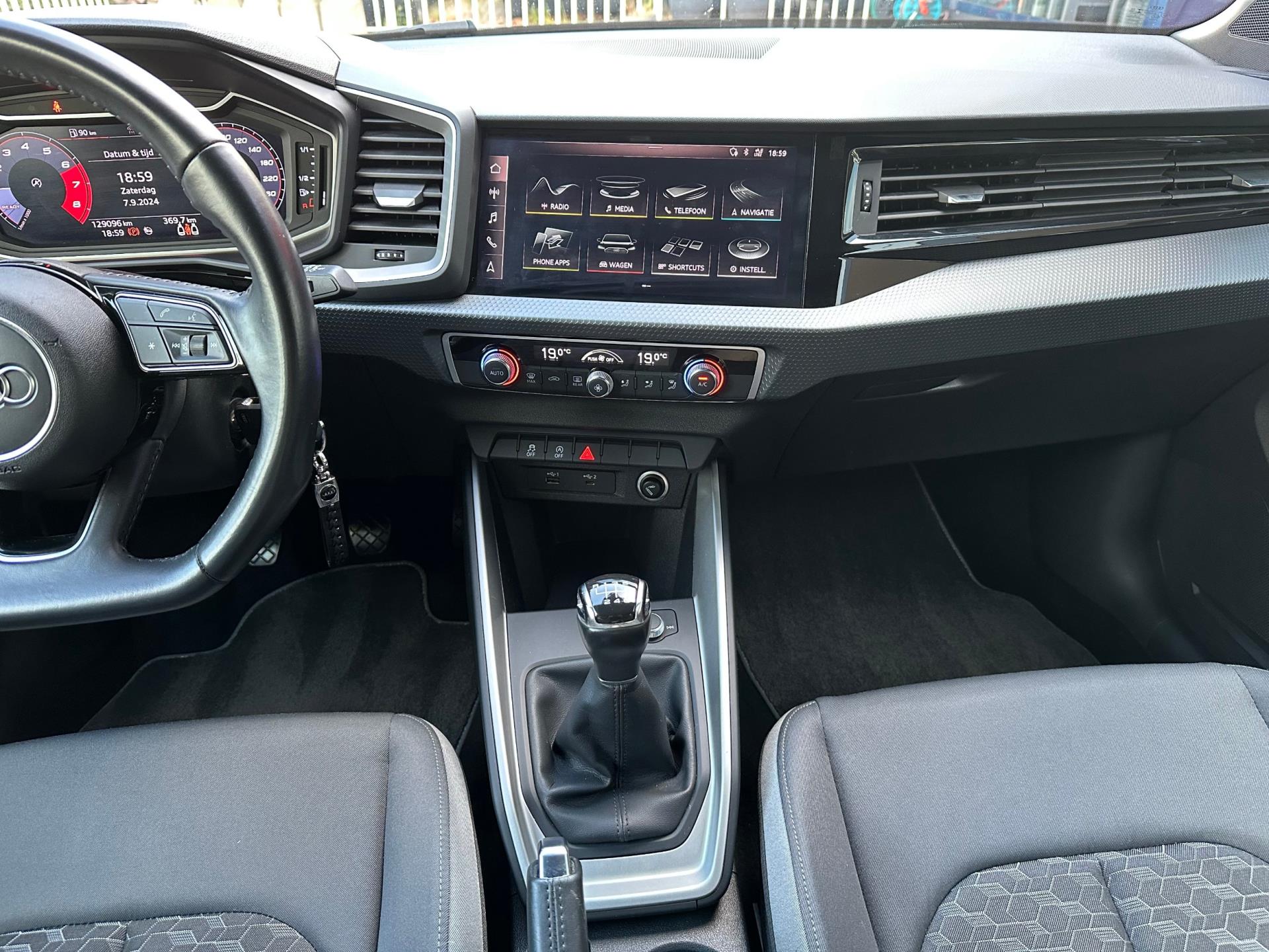 Audi A1 Sportback 30 TFSI epic | LED | Cruise | CarPlay