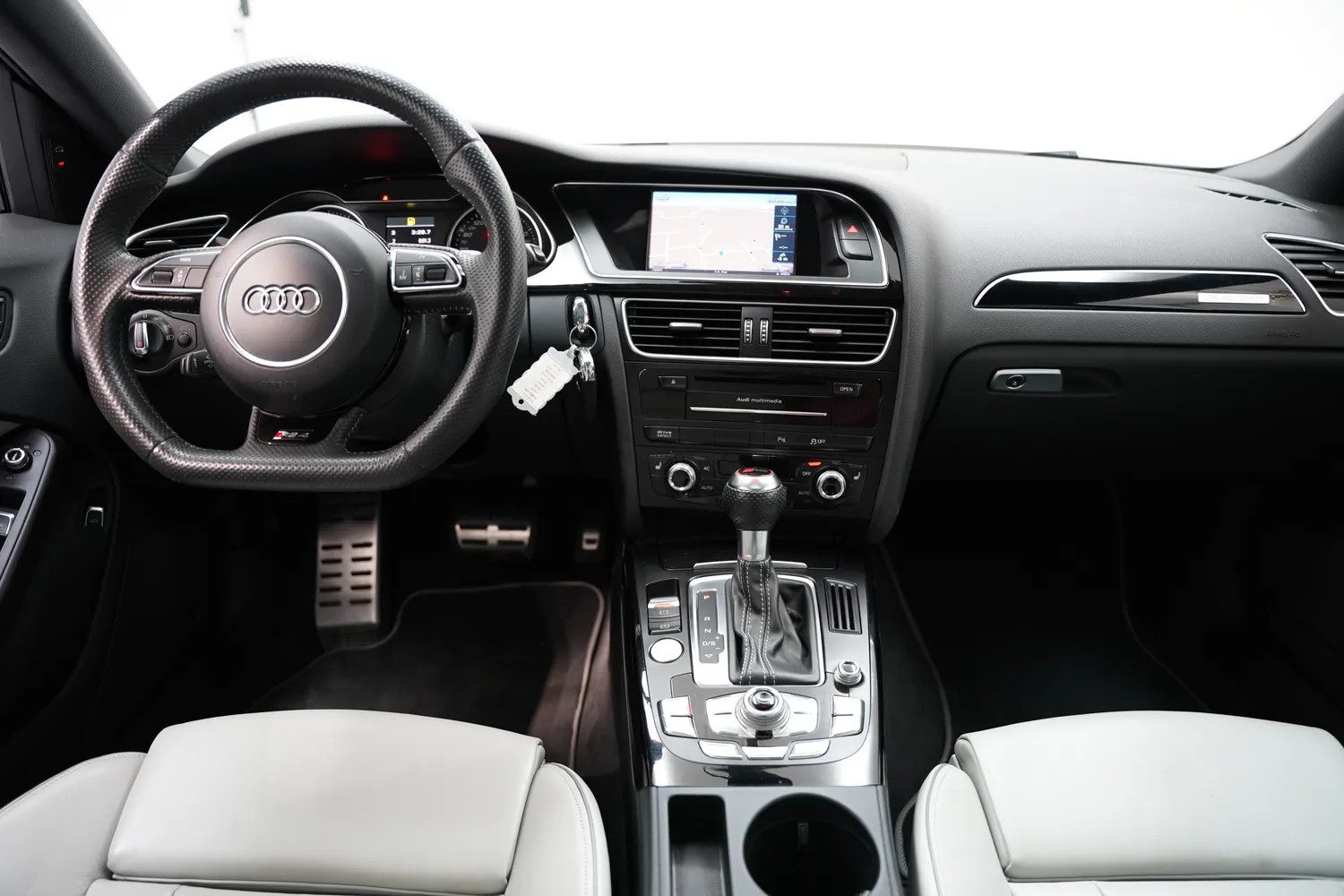 Audi A4 4.2 FSI V8 Quattro Aut. [ Panorama Kerarmisch Memoryseats Leder Stoelverw. v+a ]