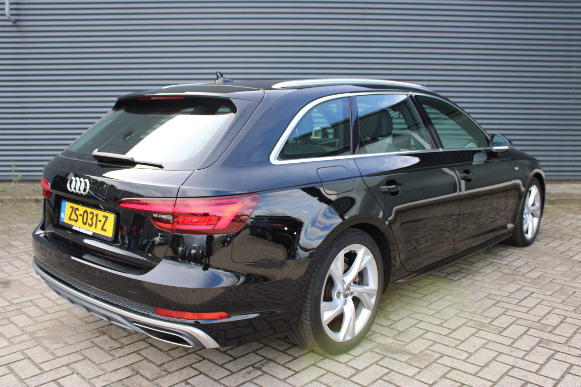 Audi A4 Avant 35 TFSI S-Line Full-Led Navigatie