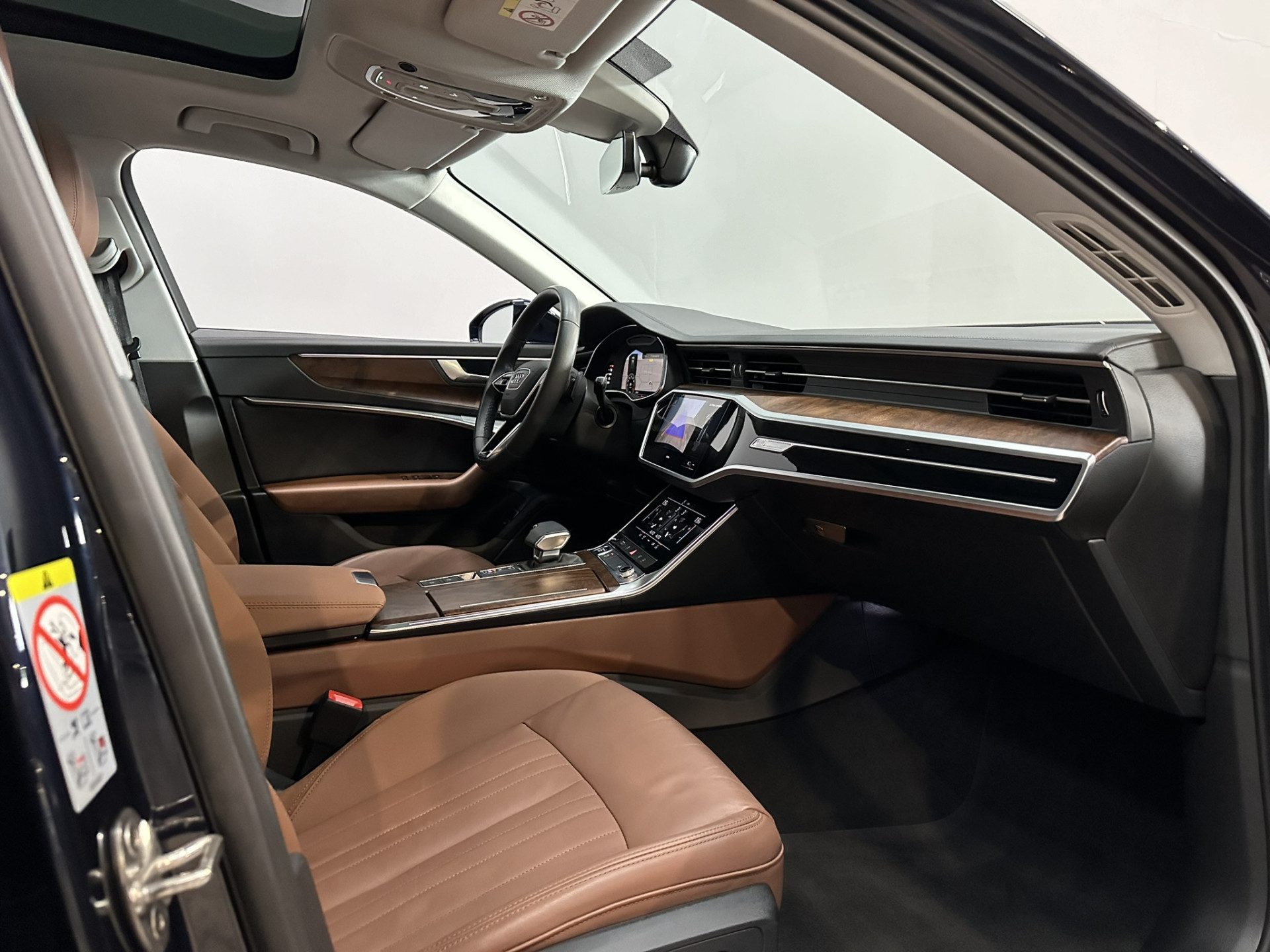 Audi A6 Avant 40 TFSI Business edition Virtual | LED | Panorama | Leer | Trekhaak | Camera | Adaptive Cruise | Apple Carplay Android Auto | Isofix | NAP |