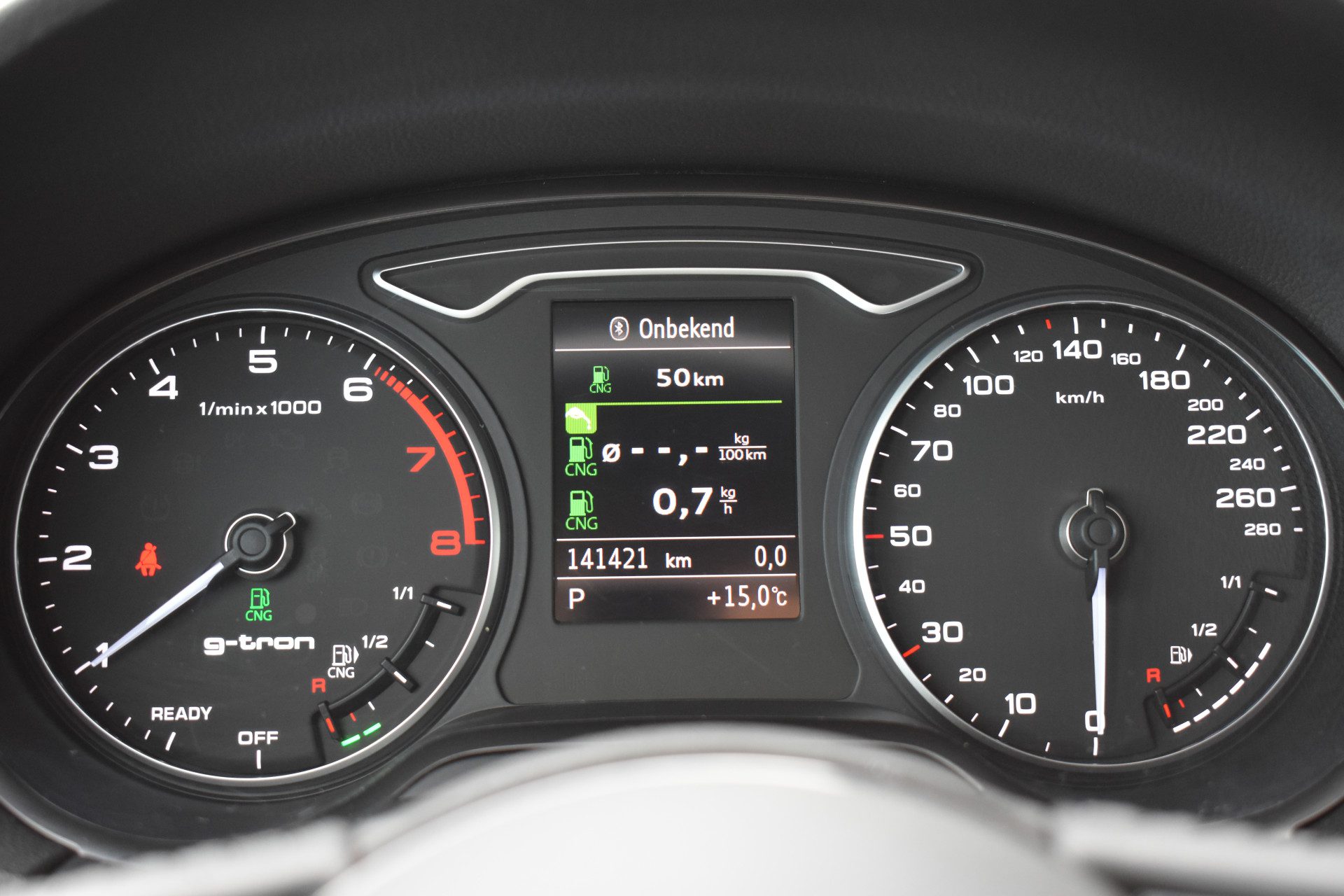 Audi A3 Sportback 30 g-tron Advance CNG | LED | Carplay | Sportstoelen | Navi | Clima | PDC | LMV