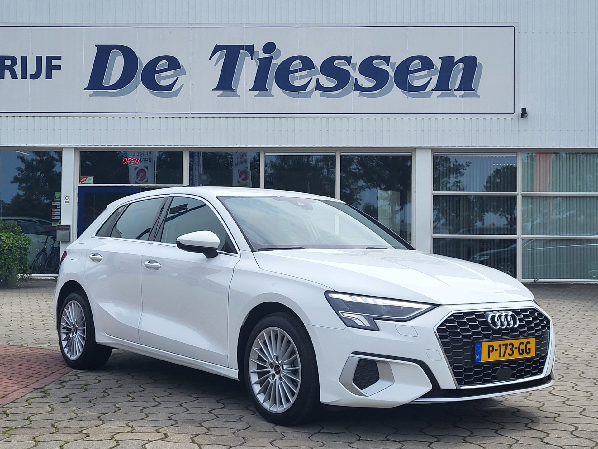 Audi A3 Sportback 30 TFSI S-Tronic Advanced ed. Virtual, Acc, Led, Navi, Rijklaar met beurt & garantie!