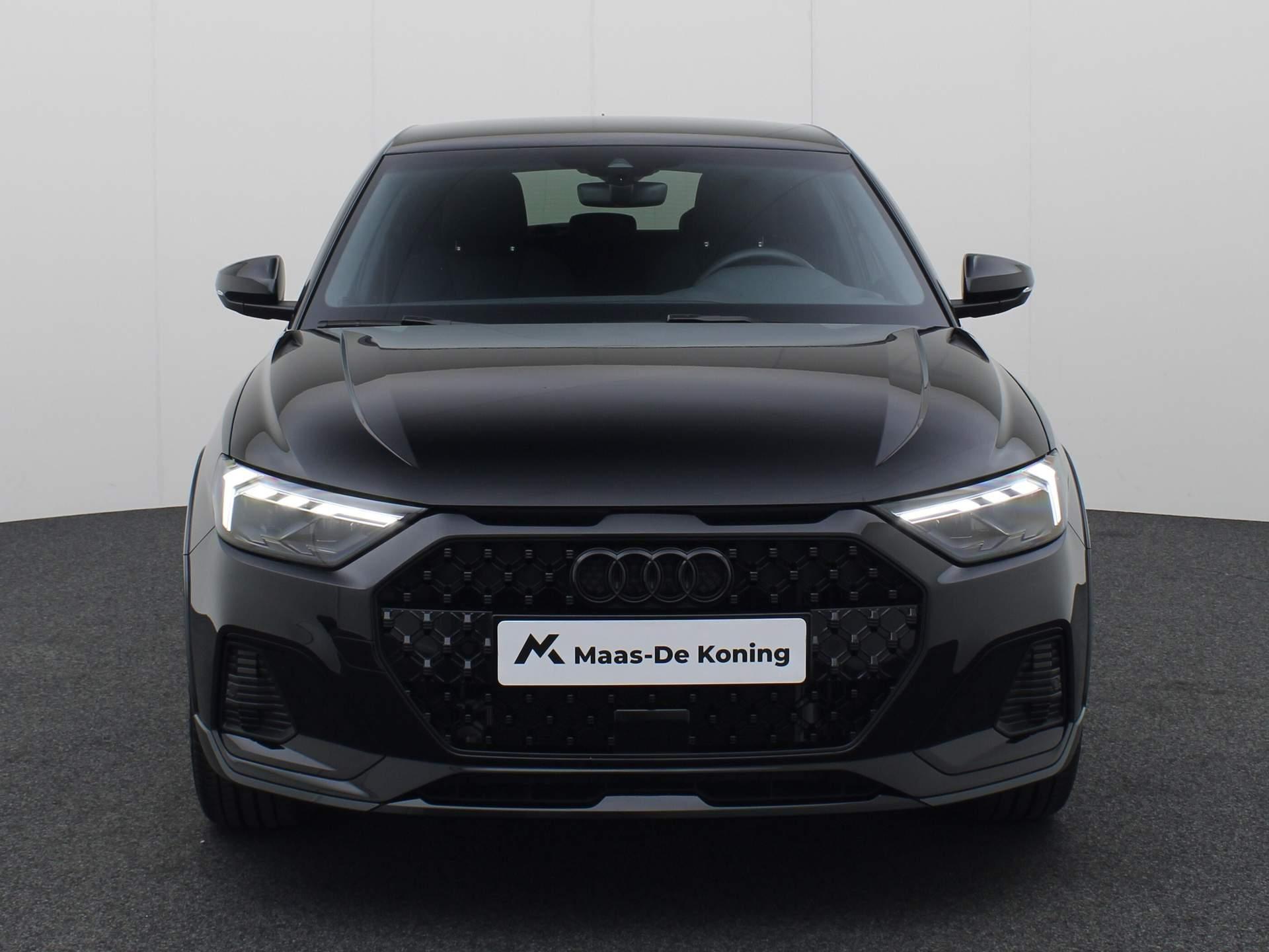 Audi A1 allstreet 25 TFSI/95PK Advanced · Navigatie · Parkeersensoren + camera · Leder/stof · Garantie 19-11-2028 of 100000km