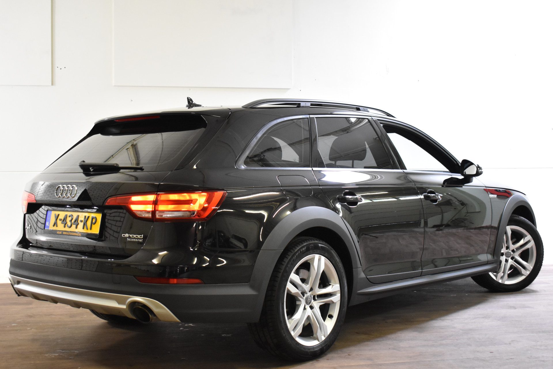 Audi A4 Allroad quattro 45 TFSI 245PK S-TRONIC PRO-LINE LEDER/NAVI/PANORAMADAK