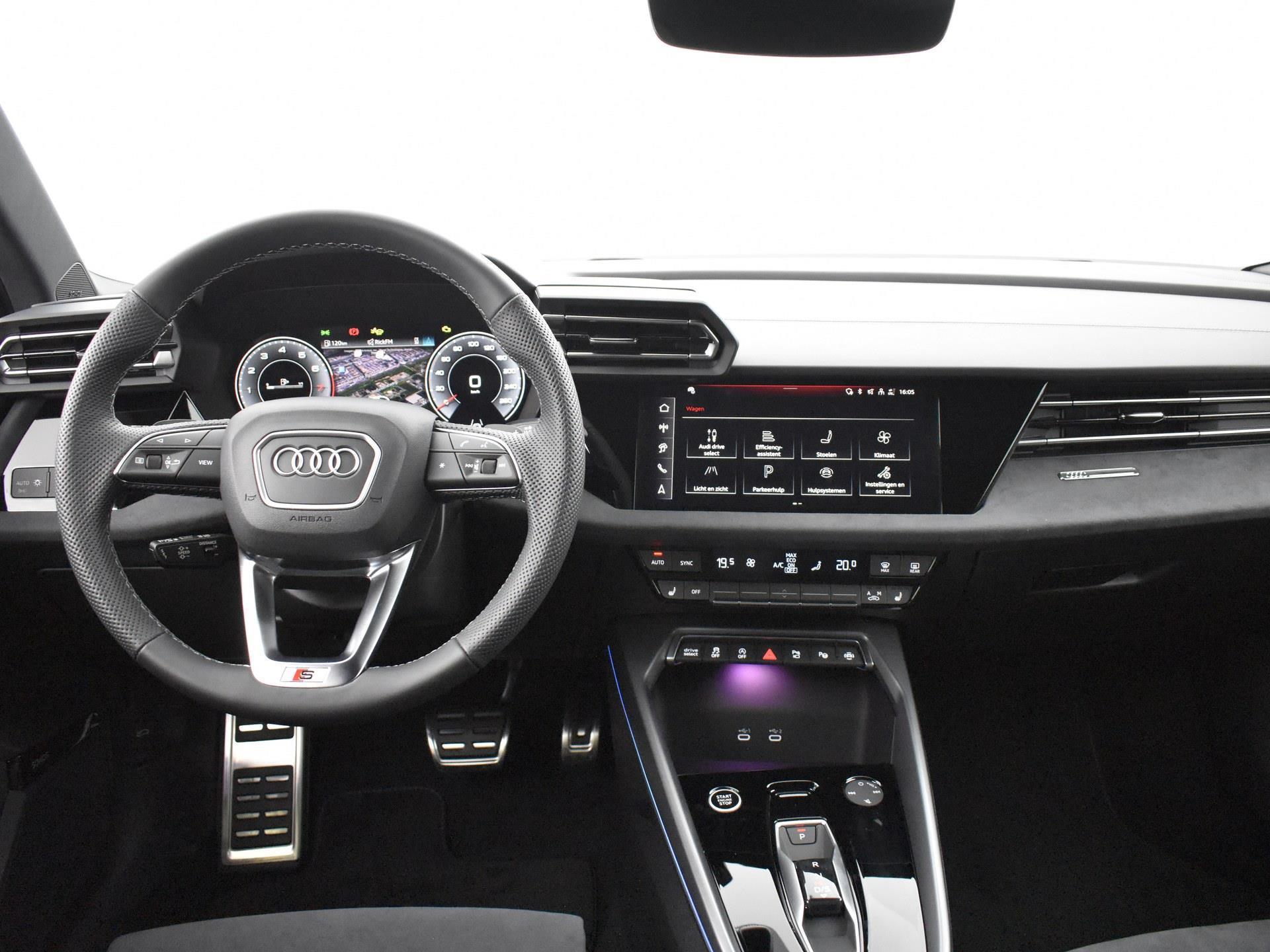 Audi A3 Limousine 35 TFSI S edition 150 PK · Facelift· Sonos Premium 3D · Matrix-Led · Bekleding Leder/Alcantara