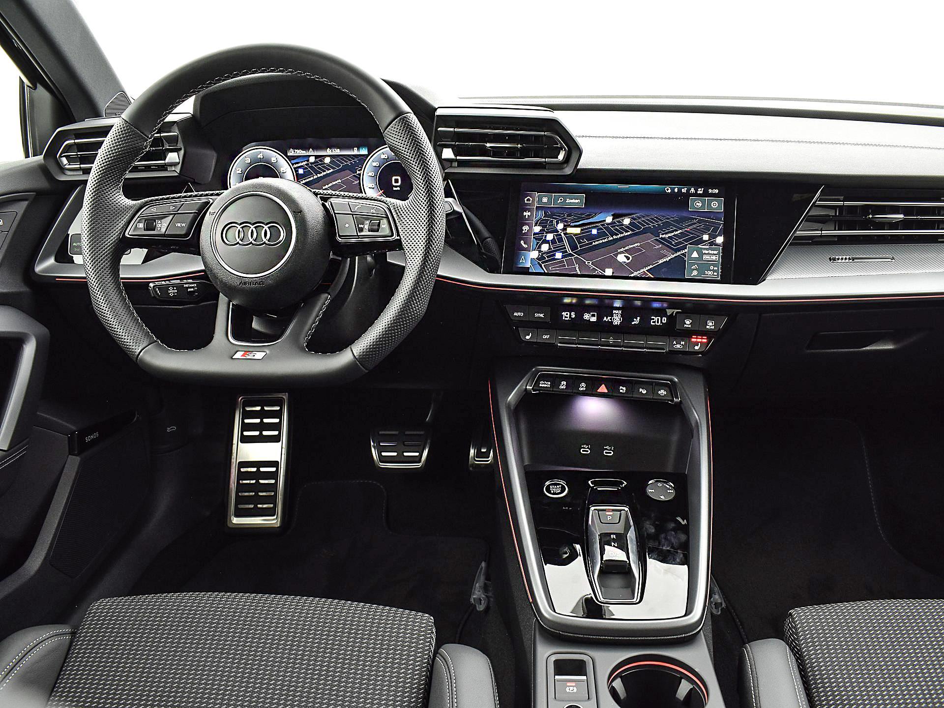 Audi A3 Sportback 35 TFSI S Edition 150 pk · Facelift· 18″ LM Velgen · Matrix-Led · Sonos Premium 3D