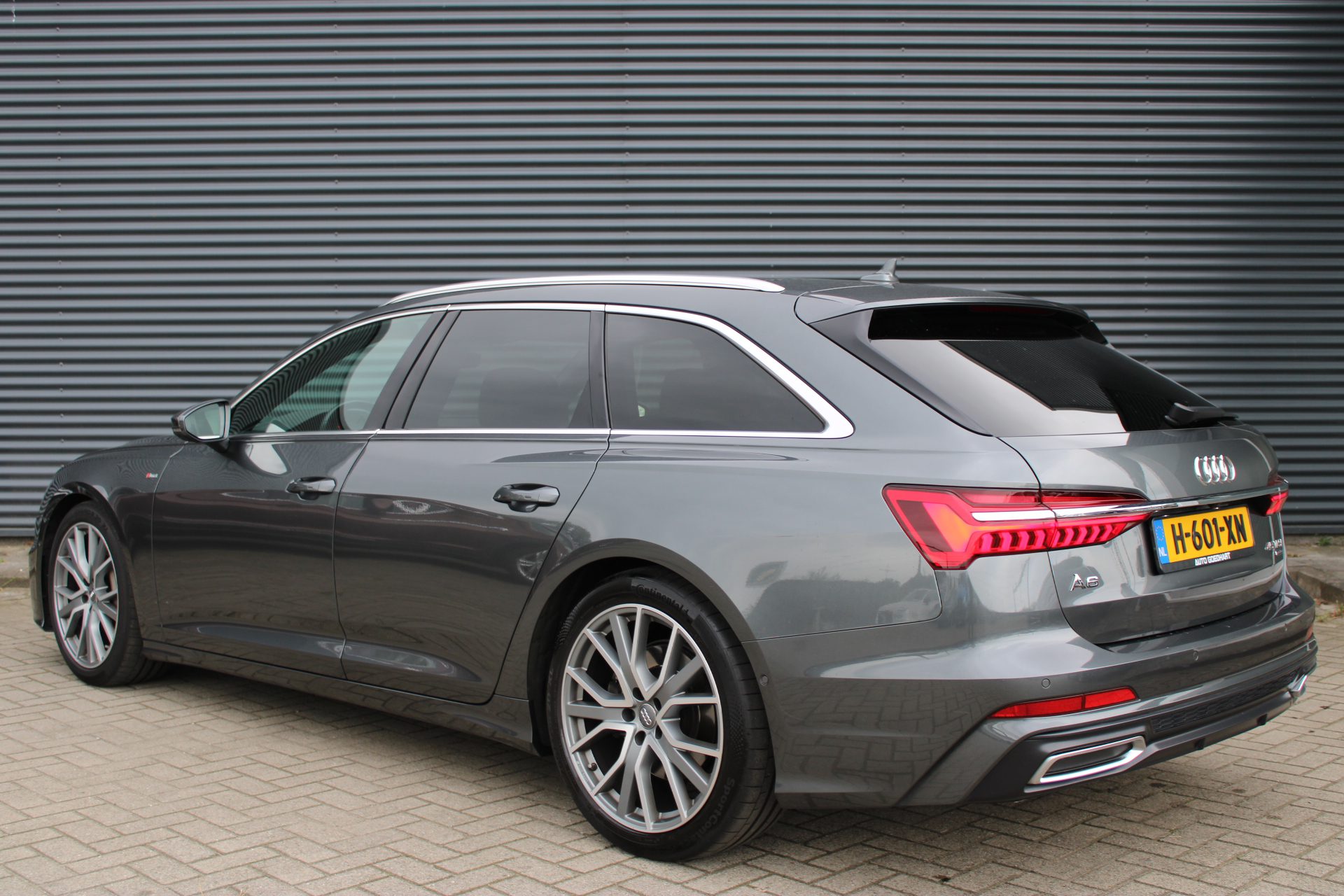 Audi A6 Avant 45 TFSI Quattro 3X S-Line Pano B&O Gekoelde-Comfortstoelen 360-Camera