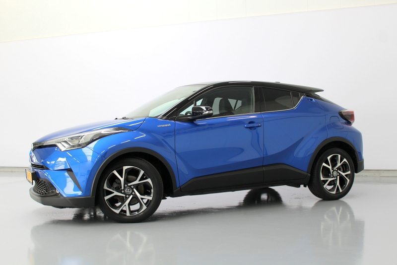 Toyota C-HR 1.8 Hybrid BI-TONE 98PK, DEELS LEER | NAVIGATIE | STOELVERWARMING | CLIMATE CONTROLE | JBL SOUND | DAB | CAMERA