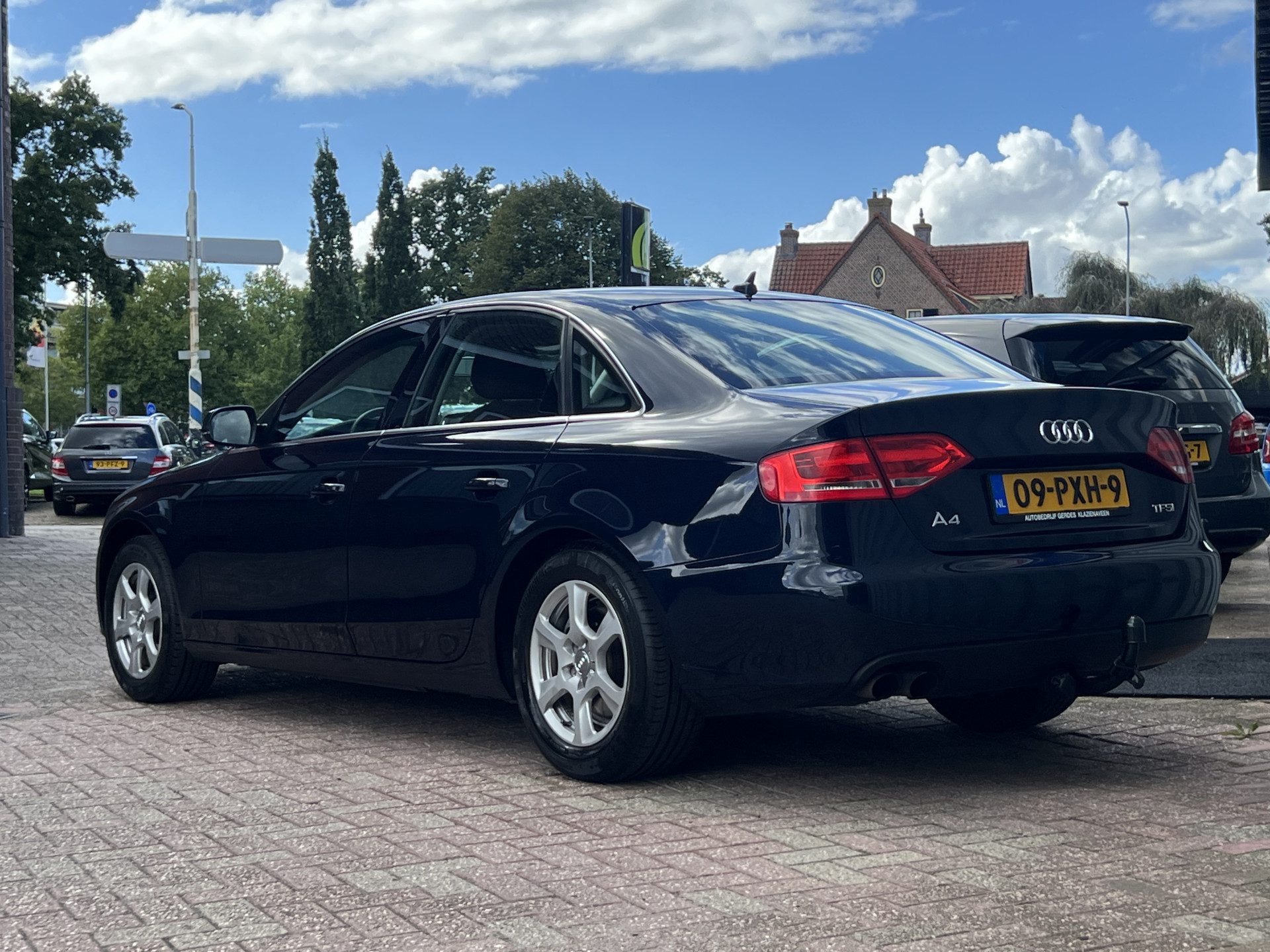 Audi A4 Limousine 1.8 TFSI Pro Line Business | NAVIGATIE | TREKHAAK | CRUISE CONTROL |