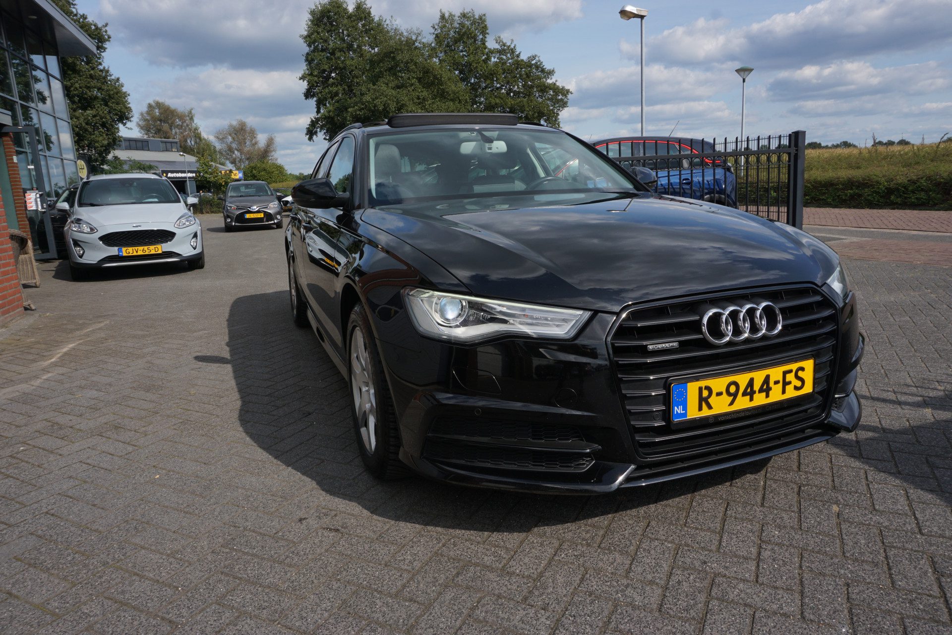 Audi A6 Avant 2.0 TFSI QUATTRO 252PK PREMIUM PANORAMADAK FULL LED LEDER STOELVERWARMING ELECTR.TREKHAAK NAVI CLIMA CRUISE BLUETOOTH PDC V+A LMV ELECTR.STOELEN+MEMORY ELECTR.KLEP ENZ…