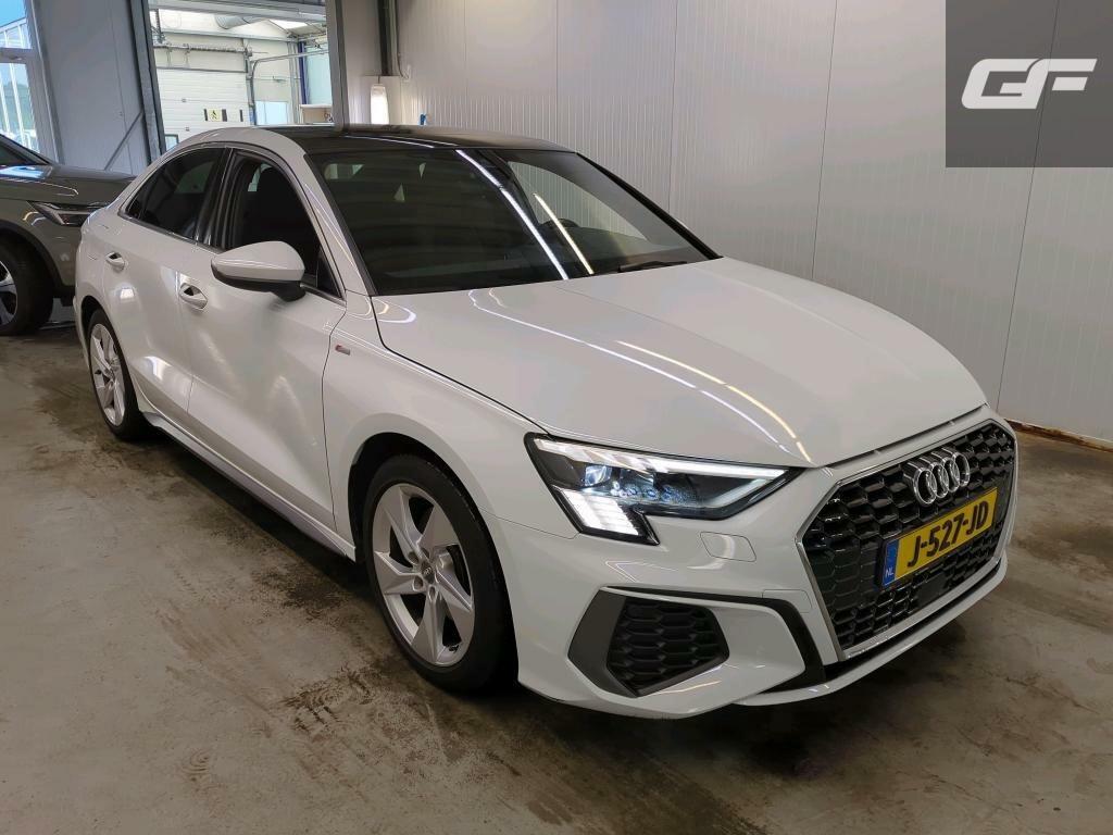 Audi A3 Limousine 35 TFSI S-Line Pano Virtual CarPlay NAP