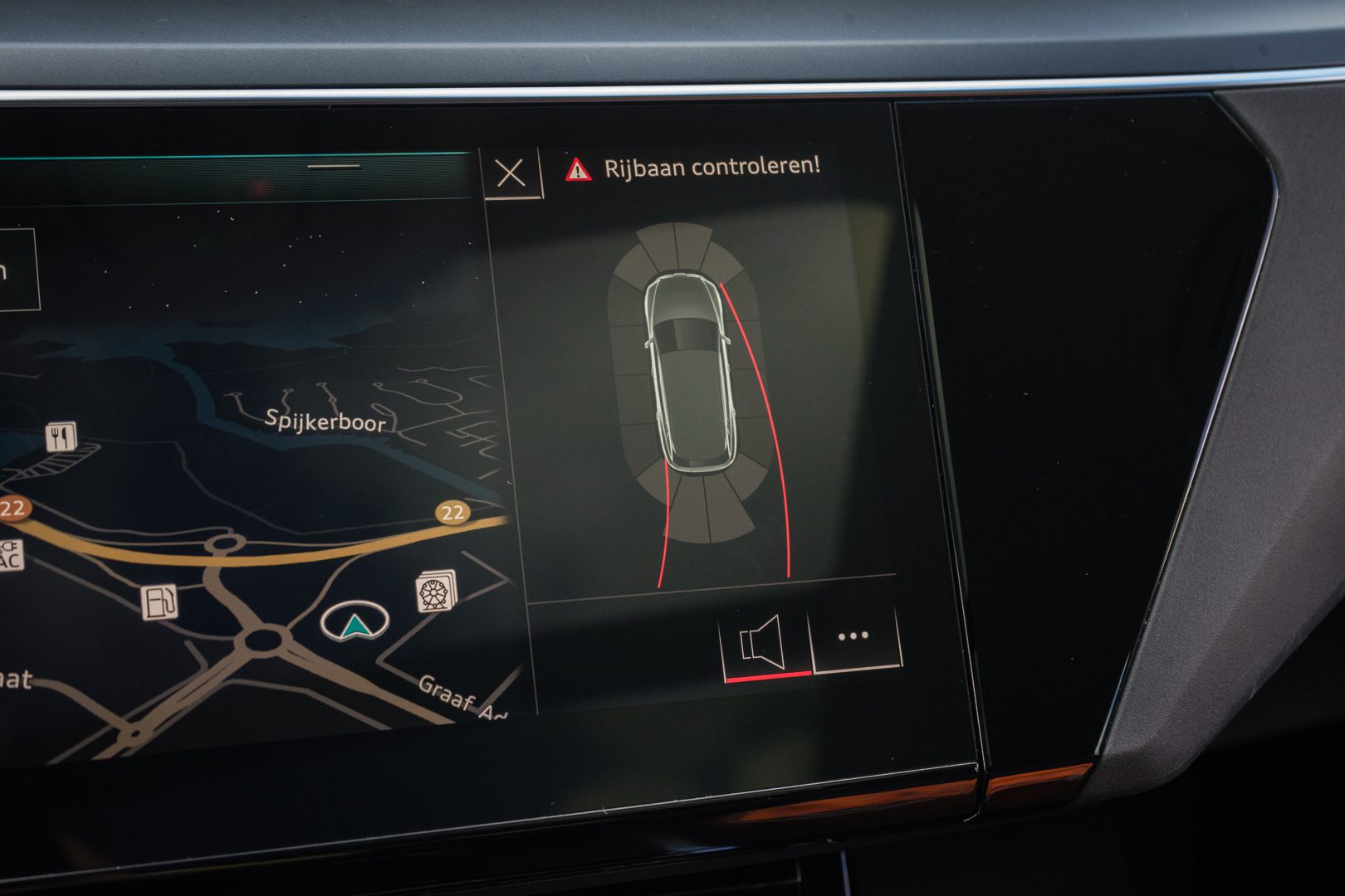 Audi e-tron e-tron 50 quattro Launch edition plus 71 kWh Panoramadak/ Leer/ Pdc/ Stoelverwarming/ Luchtvering/ Carplay/ Adapt. cruise