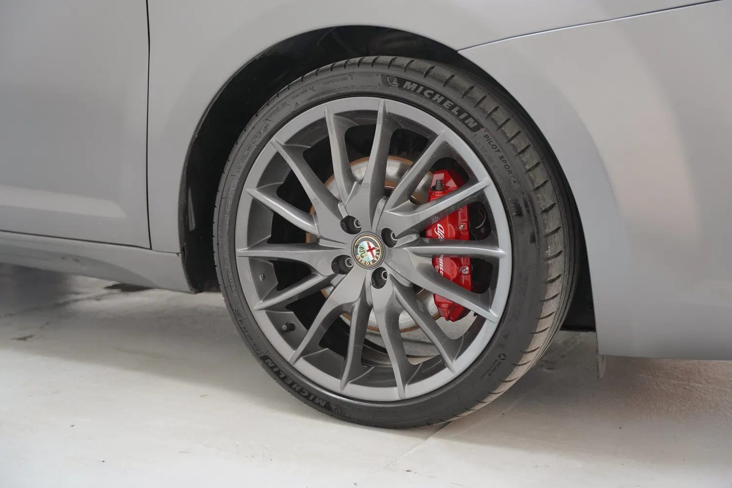 Alfa Romeo MiTo 1.4 T Quadrifoglio Verde Aut. [ Sabelt-Carbon Kuipstoelen Navi Clima ]