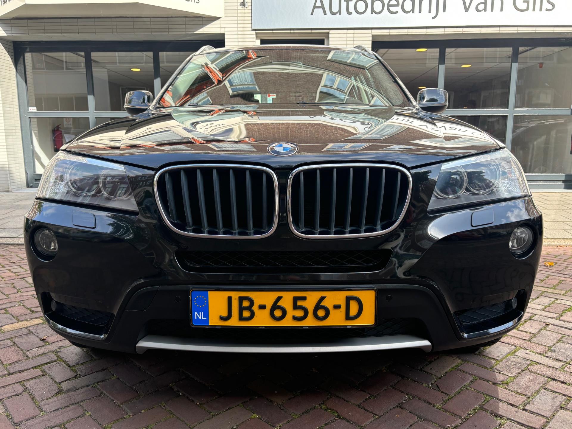 BMW X3 XDrive20i High Executive AUTOMAAT | AIRCO | XENON | TREKHAAK | LED | LMV 19 | LEDER | NAVIGATIE |