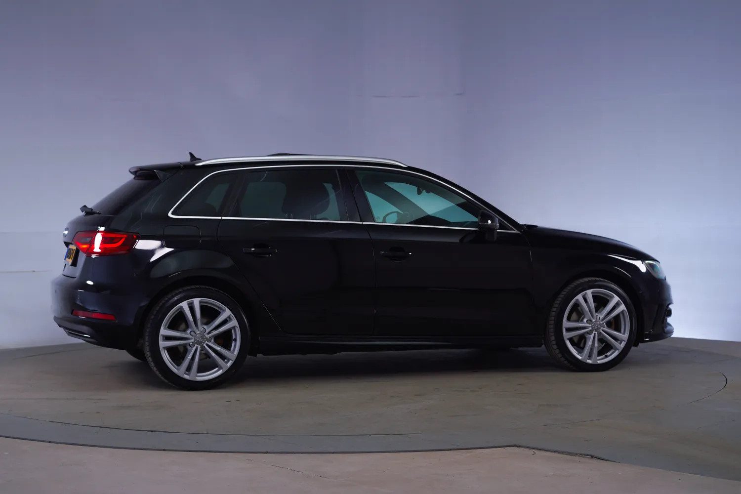 Audi A3 SPORTBACK 1.4 E-tron Ambition Plus Line [ Keyless Panoramadak LED ]