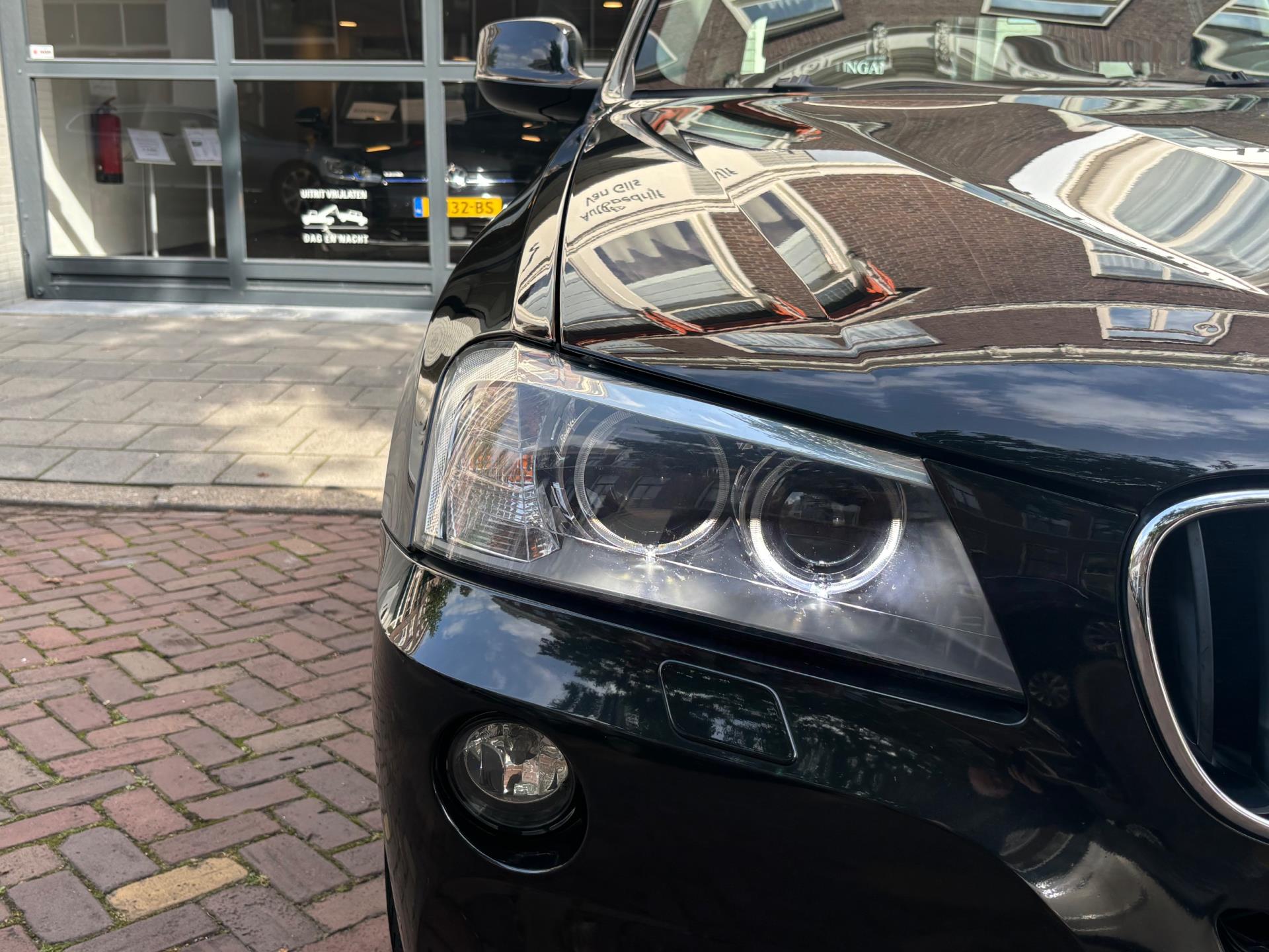 BMW X3 XDrive20i High Executive AUTOMAAT | AIRCO | XENON | TREKHAAK | LED | LMV 19 | LEDER | NAVIGATIE |