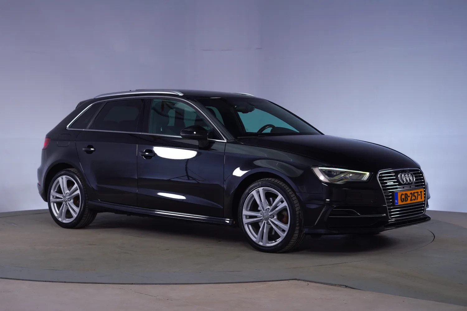 Audi A3 SPORTBACK 1.4 E-tron Ambition Plus Line [ Keyless Panoramadak LED ]