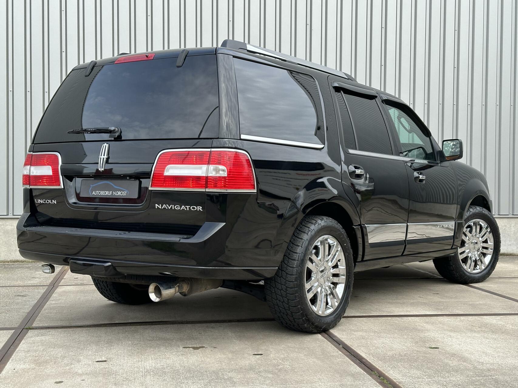 Lincoln Navigator Lincoln Navigator 5.4 V8 7-Persoons – Leder – Incl BTW – Schuifdak – Nieuw Model