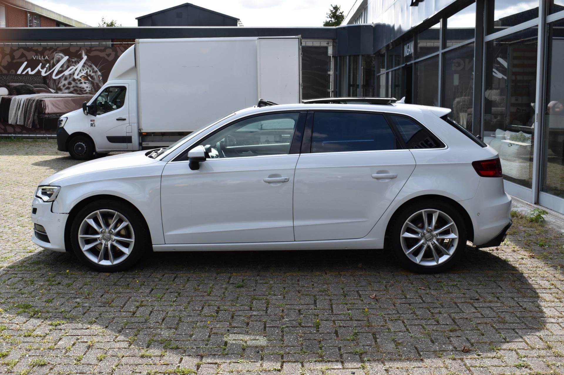 Audi A3 Sportback 1.8 TFSI S-Line Leder Navi Camera Pano Bang&olufsen Bom Vollll