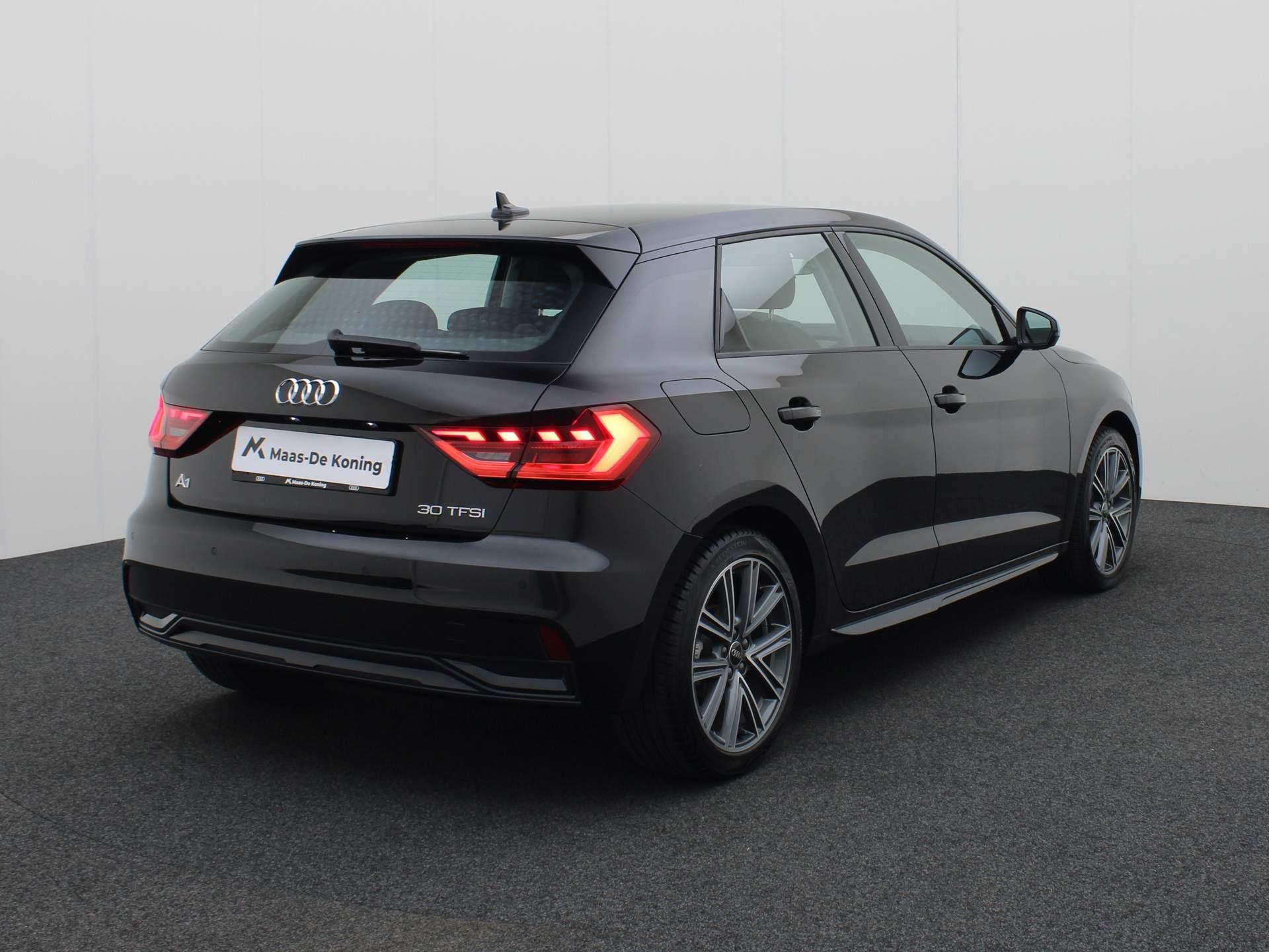 Audi A1 Sportback 30 TFSI/110PK Advanced · Cruise control · Parkeersensoren · Climatronic