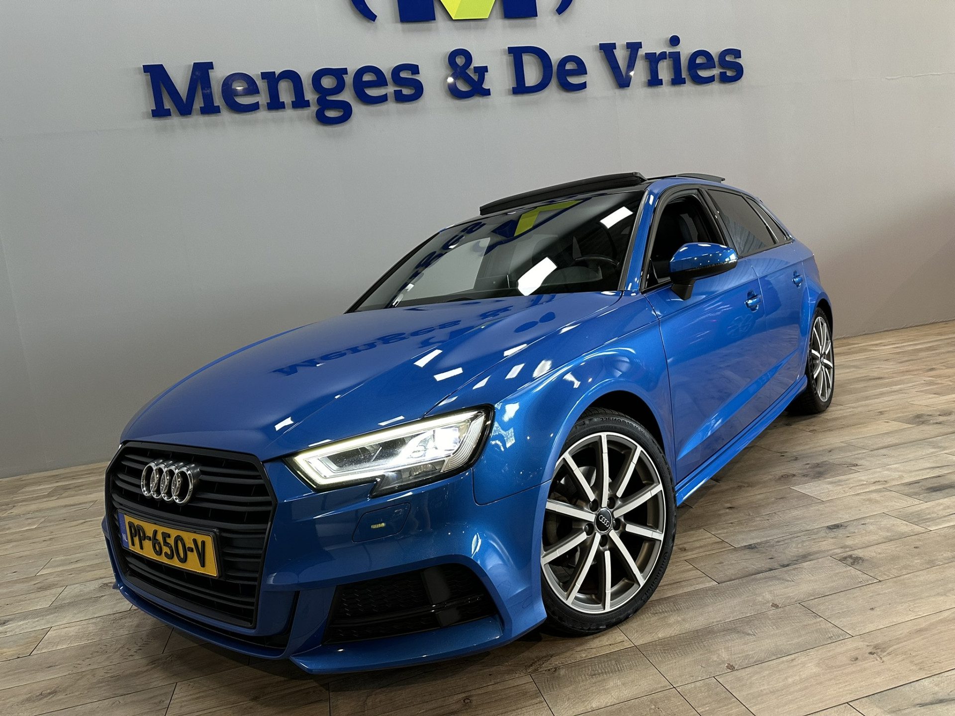 Audi A3 Sportback 1.5 TFSI CoD Sport Edition 3x S Line | LED | Panorama | B&O | Cruise Control | Navigatie | Apple Carplay | Isofix | NAP |