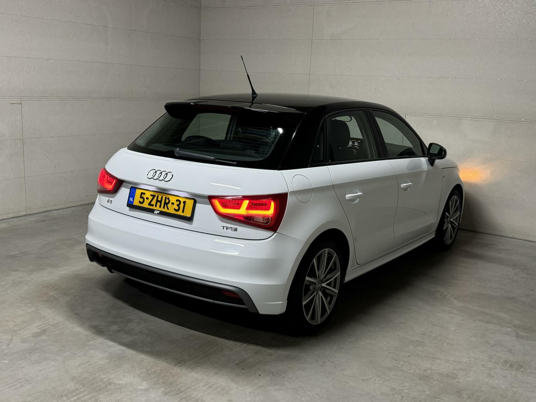 Audi A1 Sportback 1.2 TFSI S-Line Navi Cruise NAP