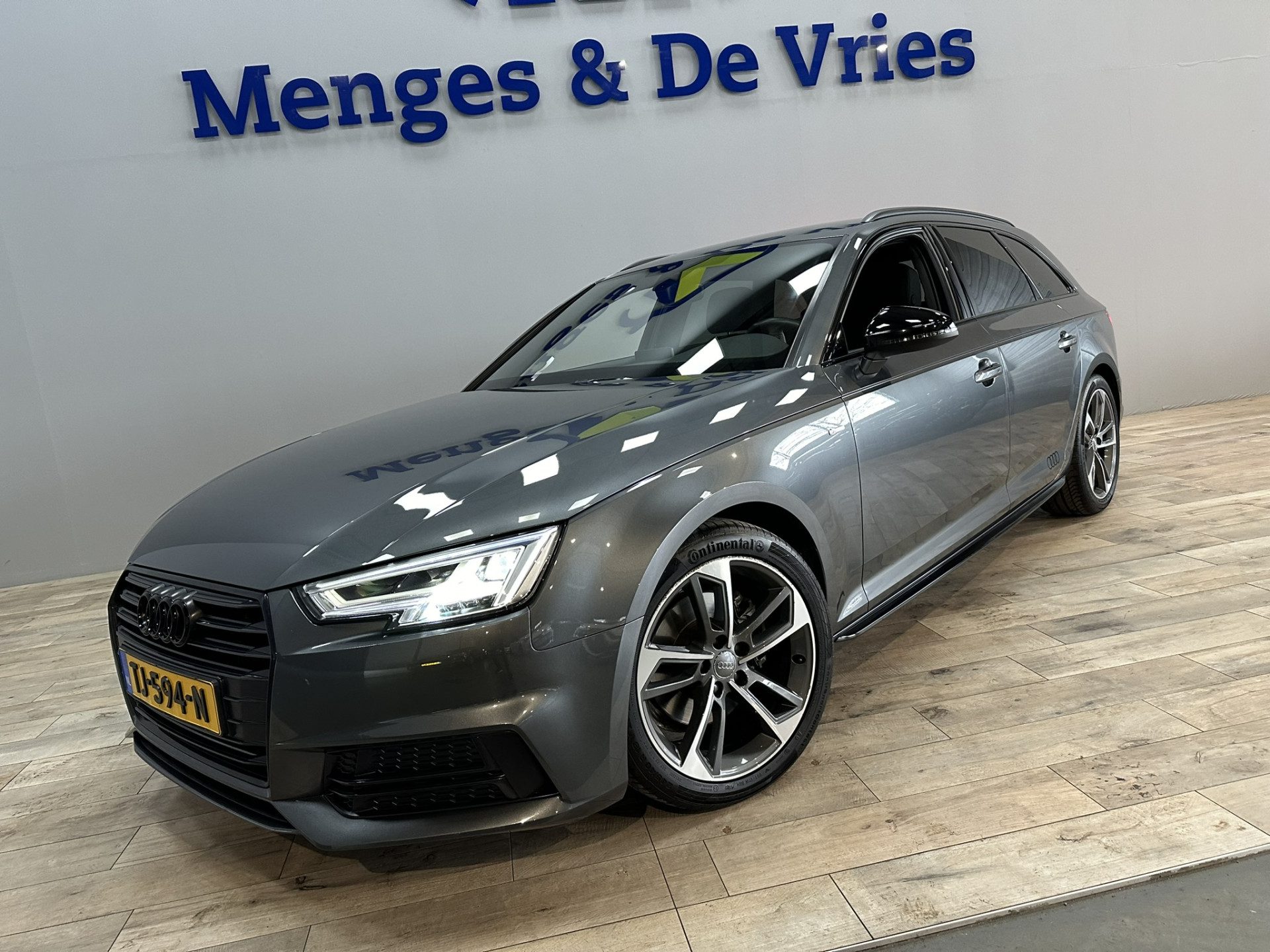 Audi A4 Avant 2.0 TFSI MHEV Sport S line black edition 3x S Line| Airco ECC | Leer | Cruise control | LED | Navigatie | Elek achterklep | 18″ velgen | Isofix |