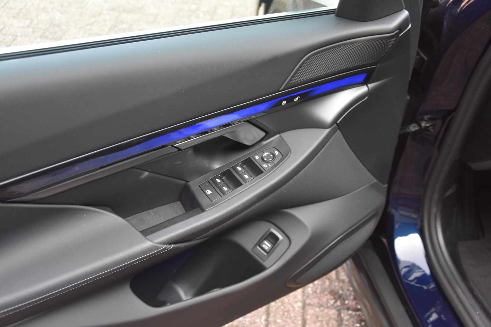 BMW i5 BMW i5 eDrive40 Sportline pakket trekhaak