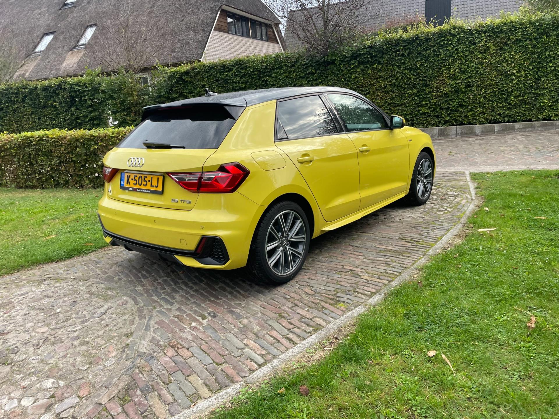 Audi A1 Sportback 25 TFSI S Line edition one-Carplay-PDC-Stoelverw-Virtual-