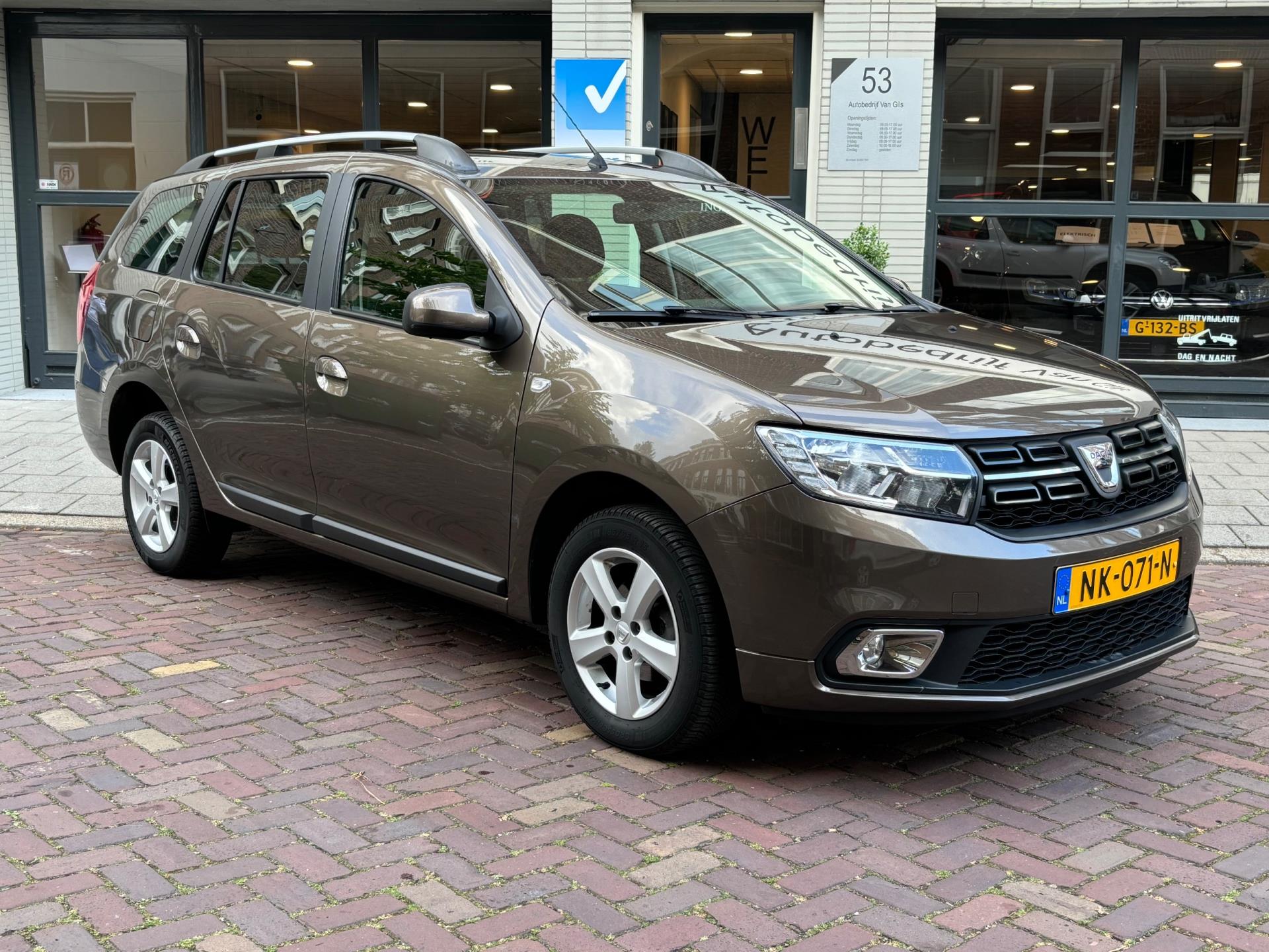 Dacia Logan MCV 0.9 TCe Bi-Fuel Laureate | AIRCO | LED | NAVIGATIE | CAMERA | TREKHAAK | LMV |