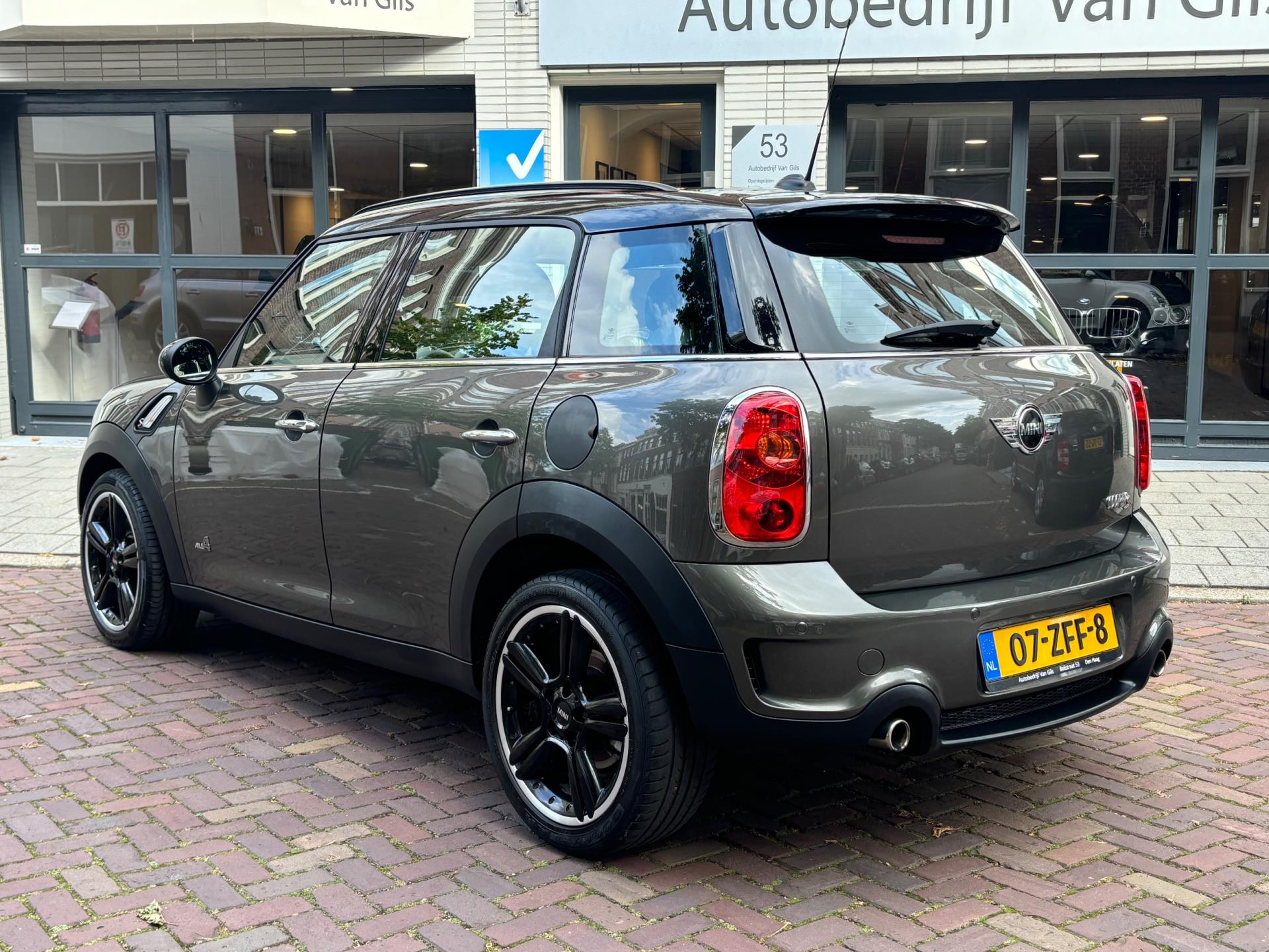 Mini Mini Countryman 1.6 Cooper S ALL4 Chili | AUTOMAAT | KEYLESS ENTRY/GO | LEDER | NAVIGATIE | PANORAMAKDAK |