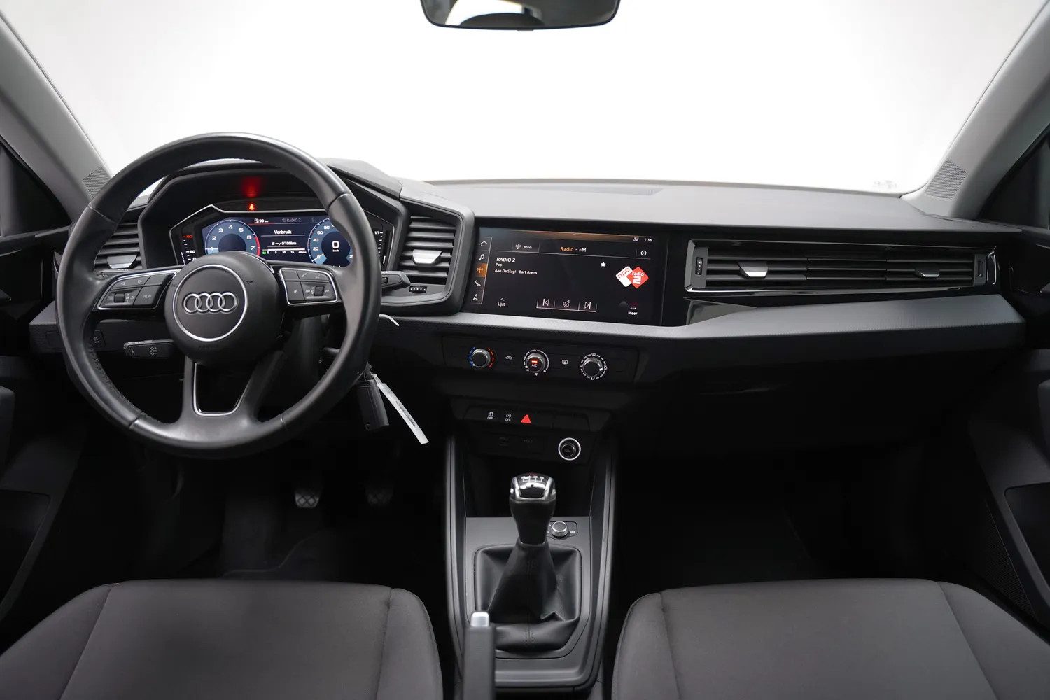 Audi A1 25 TFSI Pro Line [ Virtual Carplay Lane-assist ]